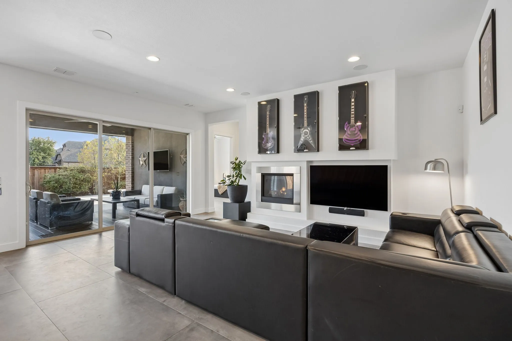 Single Family Residence For Sale in Denton County , 769 Laverton Drive, Frisco, Texas 75036, 5 Bedroom, 7 Bathroom, 3 Garage spaces, 4,267 Sqft, built in 2016, mls#21370801, Real Estate Agent in Frisco, Homes For Sale in Denton county, Homes For Sale in Frisco, Realtor in Frisco Texas, Real Estate Brokerage Independent Realty Texas, Luminita Cordes Realtor