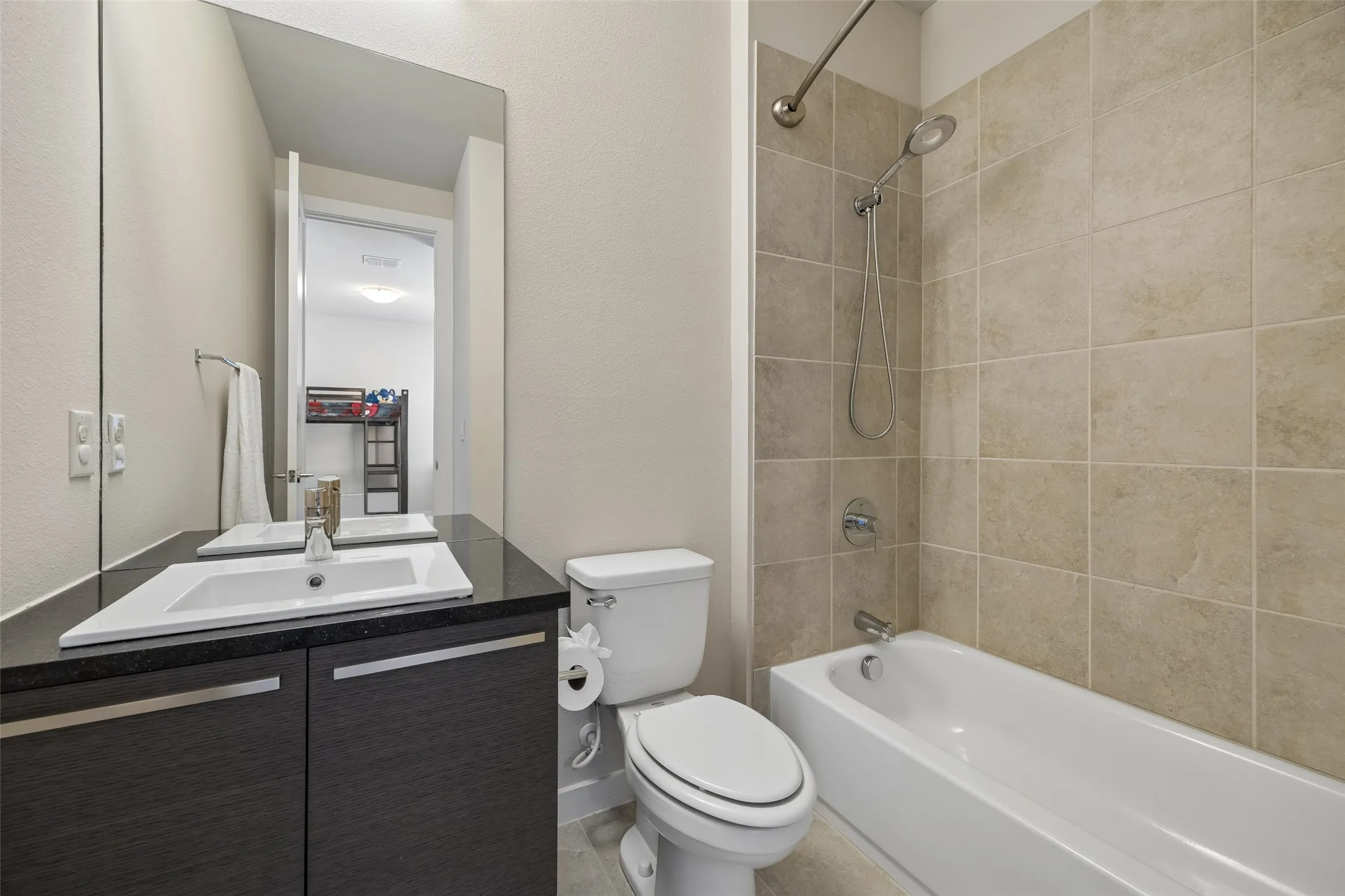 Single Family Residence For Sale in Denton County , 769 Laverton Drive, Frisco, Texas 75036, 5 Bedroom, 7 Bathroom, 3 Garage spaces, 4,267 Sqft, built in 2016, mls#21370801, Real Estate Agent in Frisco, Homes For Sale in Denton county, Homes For Sale in Frisco, Realtor in Frisco Texas, Real Estate Brokerage Independent Realty Texas, Luminita Cordes Realtor