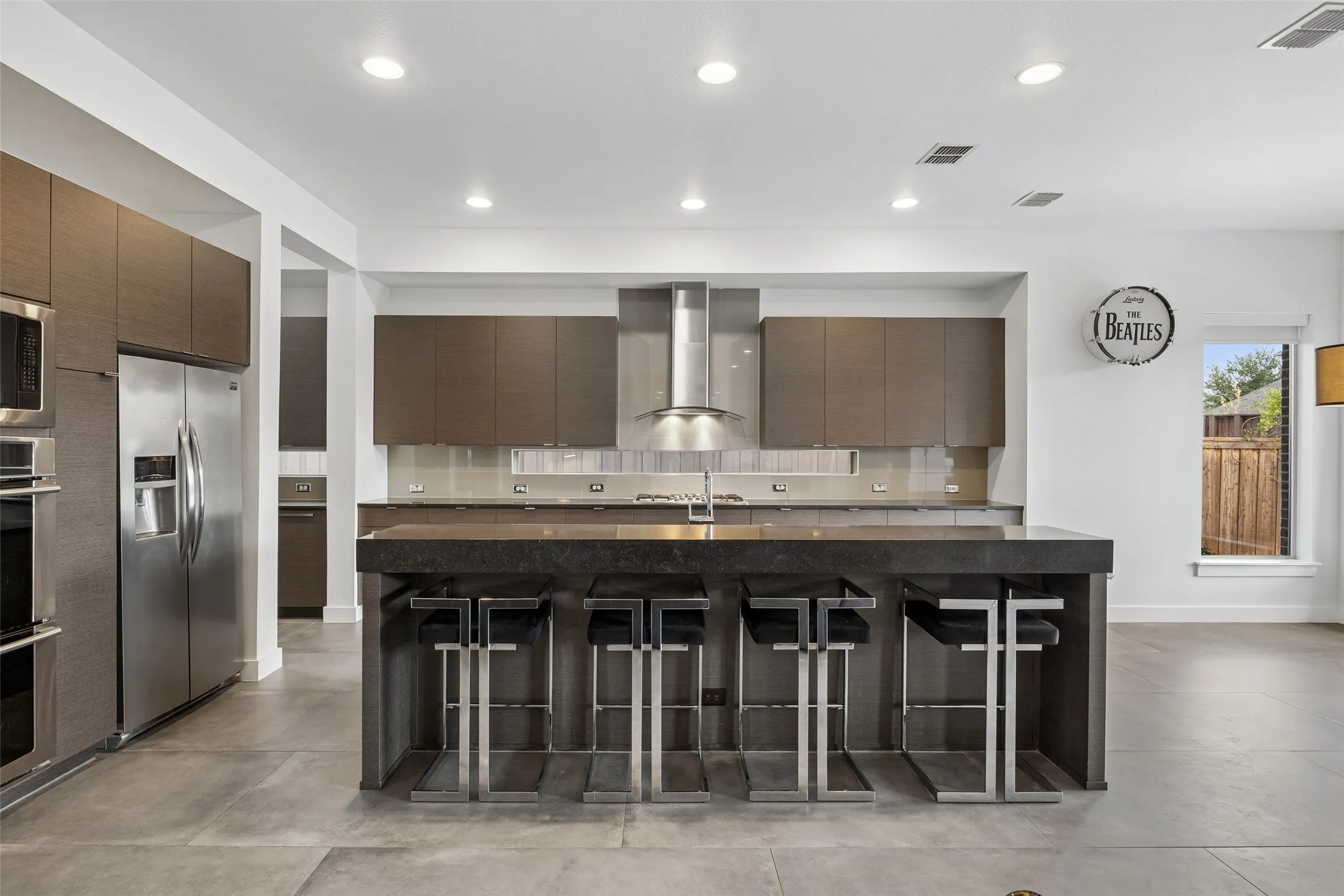 Single Family Residence For Sale in Denton County , 769 Laverton Drive, Frisco, Texas 75036, 5 Bedroom, 7 Bathroom, 3 Garage spaces, 4,267 Sqft, built in 2016, mls#21370801, Real Estate Agent in Frisco, Homes For Sale in Denton county, Homes For Sale in Frisco, Realtor in Frisco Texas, Real Estate Brokerage Independent Realty Texas, Luminita Cordes Realtor