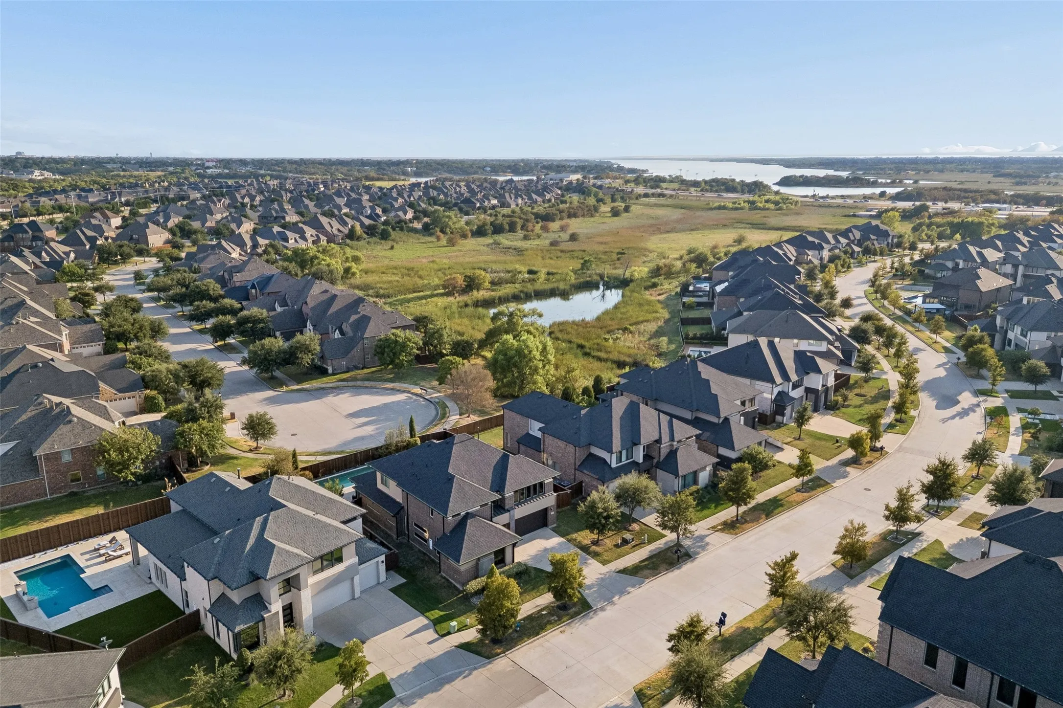 Single Family Residence For Sale in Denton County , 769 Laverton Drive, Frisco, Texas 75036, 5 Bedroom, 7 Bathroom, 3 Garage spaces, 4,267 Sqft, built in 2016, mls#21370801, Real Estate Agent in Frisco, Homes For Sale in Denton county, Homes For Sale in Frisco, Realtor in Frisco Texas, Real Estate Brokerage Independent Realty Texas, Luminita Cordes Realtor