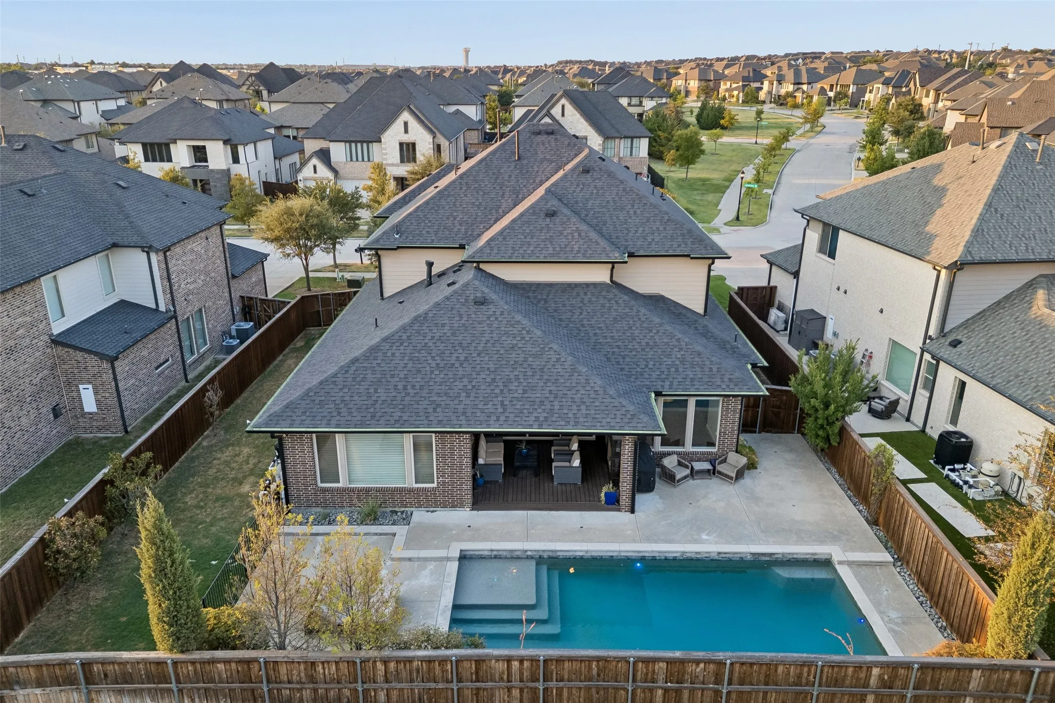 Single Family Residence For Sale in Denton County , 769 Laverton Drive, Frisco, Texas 75036, 5 Bedroom, 7 Bathroom, 3 Garage spaces, 4,267 Sqft, built in 2016, mls#21370801, Real Estate Agent in Frisco, Homes For Sale in Denton county, Homes For Sale in Frisco, Realtor in Frisco Texas, Real Estate Brokerage Independent Realty Texas, Luminita Cordes Realtor