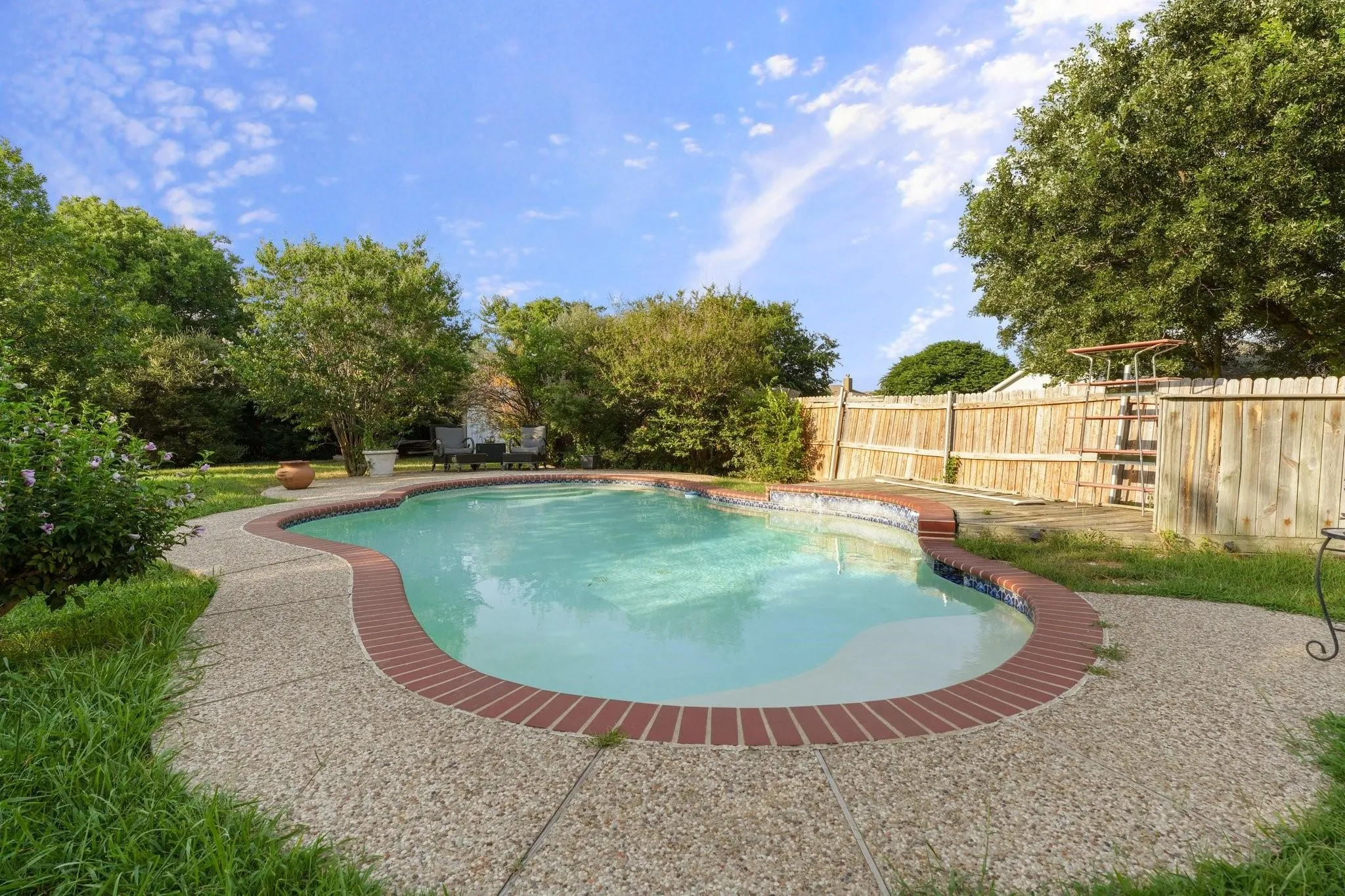 Single Family Residence For Rent in Tarrant County , 1801 Overland Street, Fort Worth, Texas 76131, 3 Bedroom, 3 Bathroom, 2 Garage spaces, 1,926 Sqft, built in 1996, mls#21375617, Real Estate Agent in Fort Worth, Homes For Rent in Tarrant county, Homes For Rent in Fort Worth, Realtor in Fort Worth Texas, Real Estate Brokerage Independent Realty Texas, Luminita Cordes Realtor
