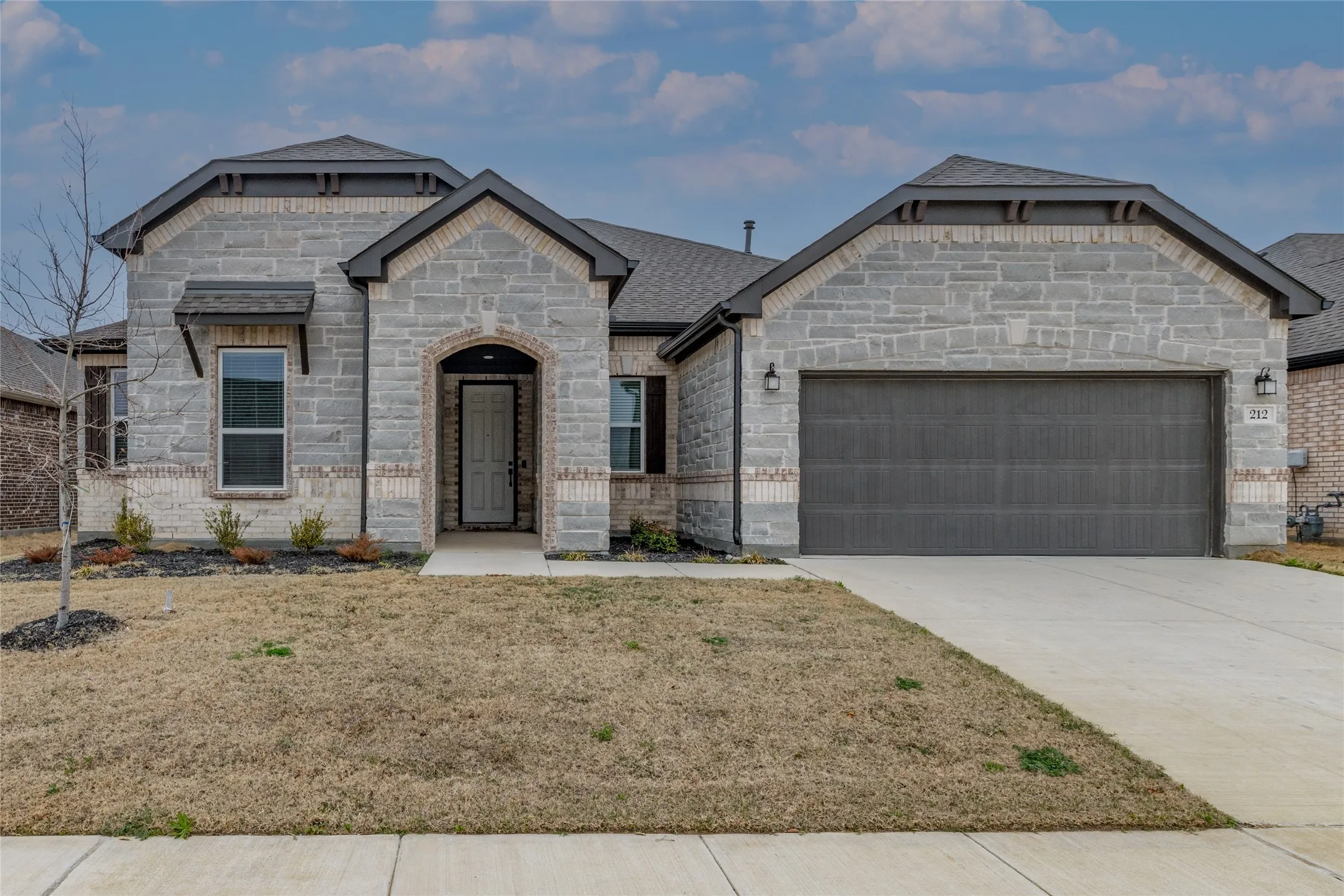 Single Family Residence For Sale in Denton County , 212 Colvin Lane, Justin, Texas 76247, 4 Bedroom, 3 Bathroom, 2 Garage spaces, 2,734 Sqft, built in 2024, mls#21375622, Real Estate Agent in Justin, Homes For Sale in Denton county, Homes For Sale in Justin, Realtor in Justin Texas, Real Estate Brokerage Independent Realty Texas, Luminita Cordes Realtor