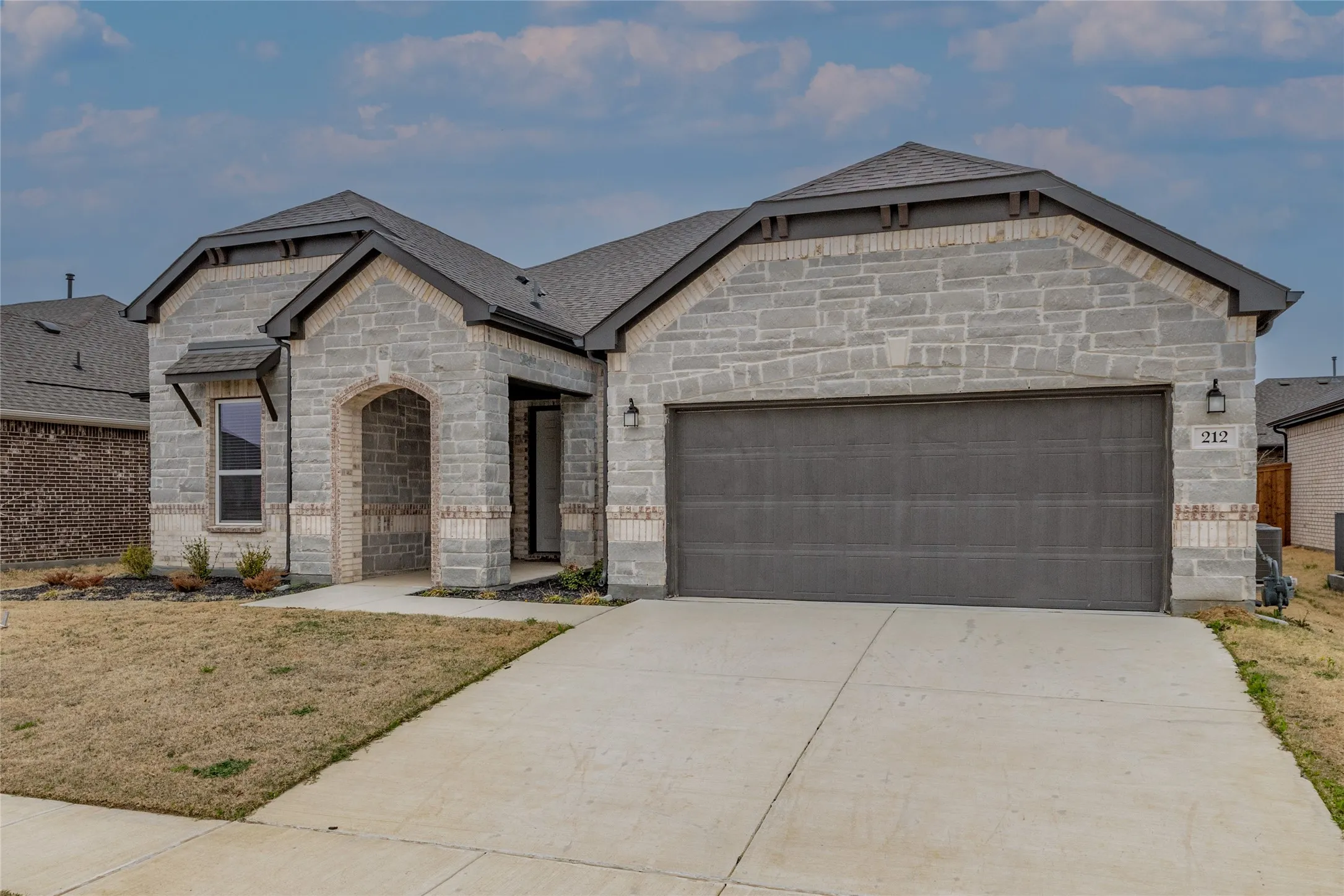 Single Family Residence For Sale in Denton County , 212 Colvin Lane, Justin, Texas 76247, 4 Bedroom, 3 Bathroom, 2 Garage spaces, 2,734 Sqft, built in 2024, mls#21375622, Real Estate Agent in Justin, Homes For Sale in Denton county, Homes For Sale in Justin, Realtor in Justin Texas, Real Estate Brokerage Independent Realty Texas, Luminita Cordes Realtor