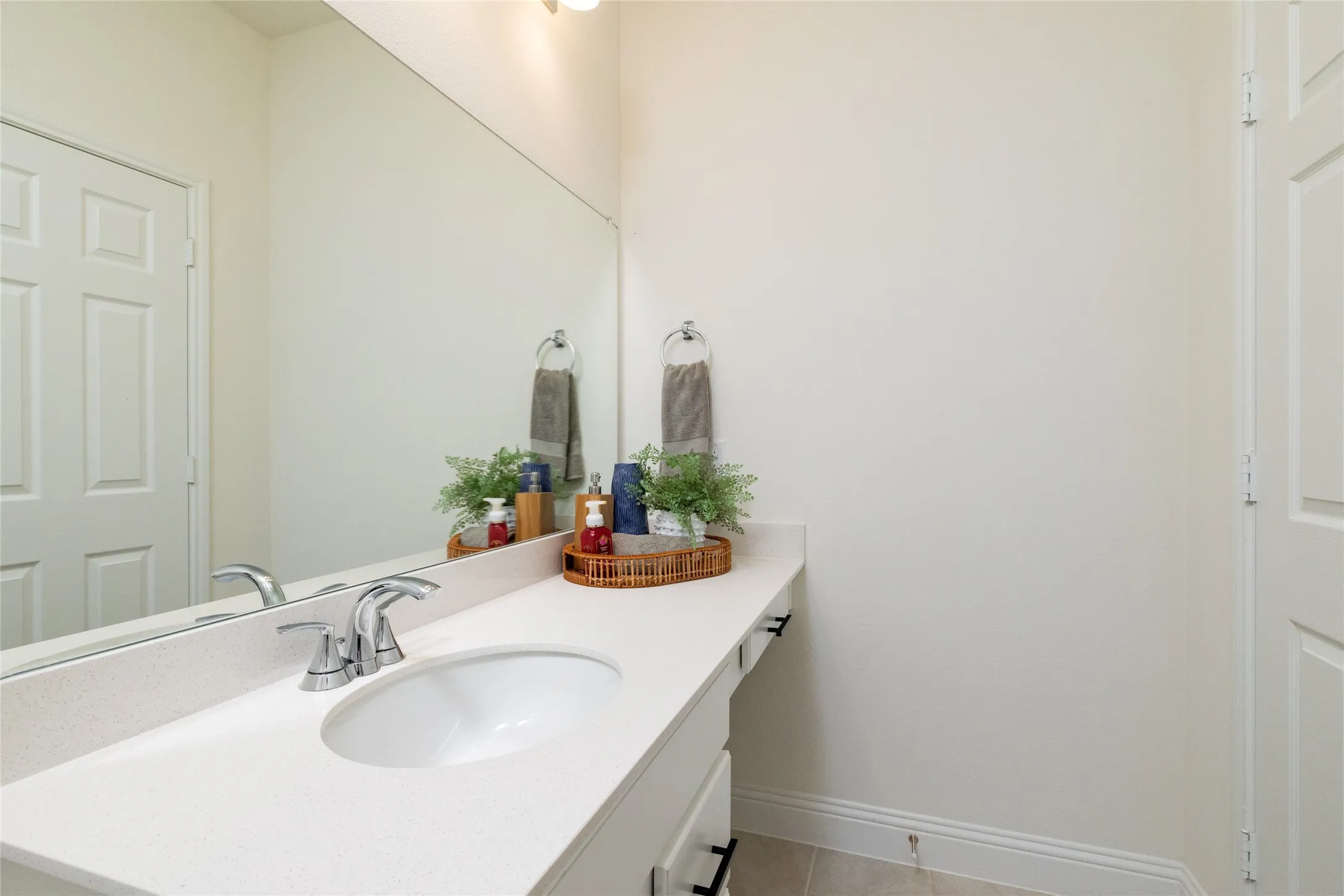 Single Family Residence For Sale in Denton County , 212 Colvin Lane, Justin, Texas 76247, 4 Bedroom, 3 Bathroom, 2 Garage spaces, 2,734 Sqft, built in 2024, mls#21375622, Real Estate Agent in Justin, Homes For Sale in Denton county, Homes For Sale in Justin, Realtor in Justin Texas, Real Estate Brokerage Independent Realty Texas, Luminita Cordes Realtor