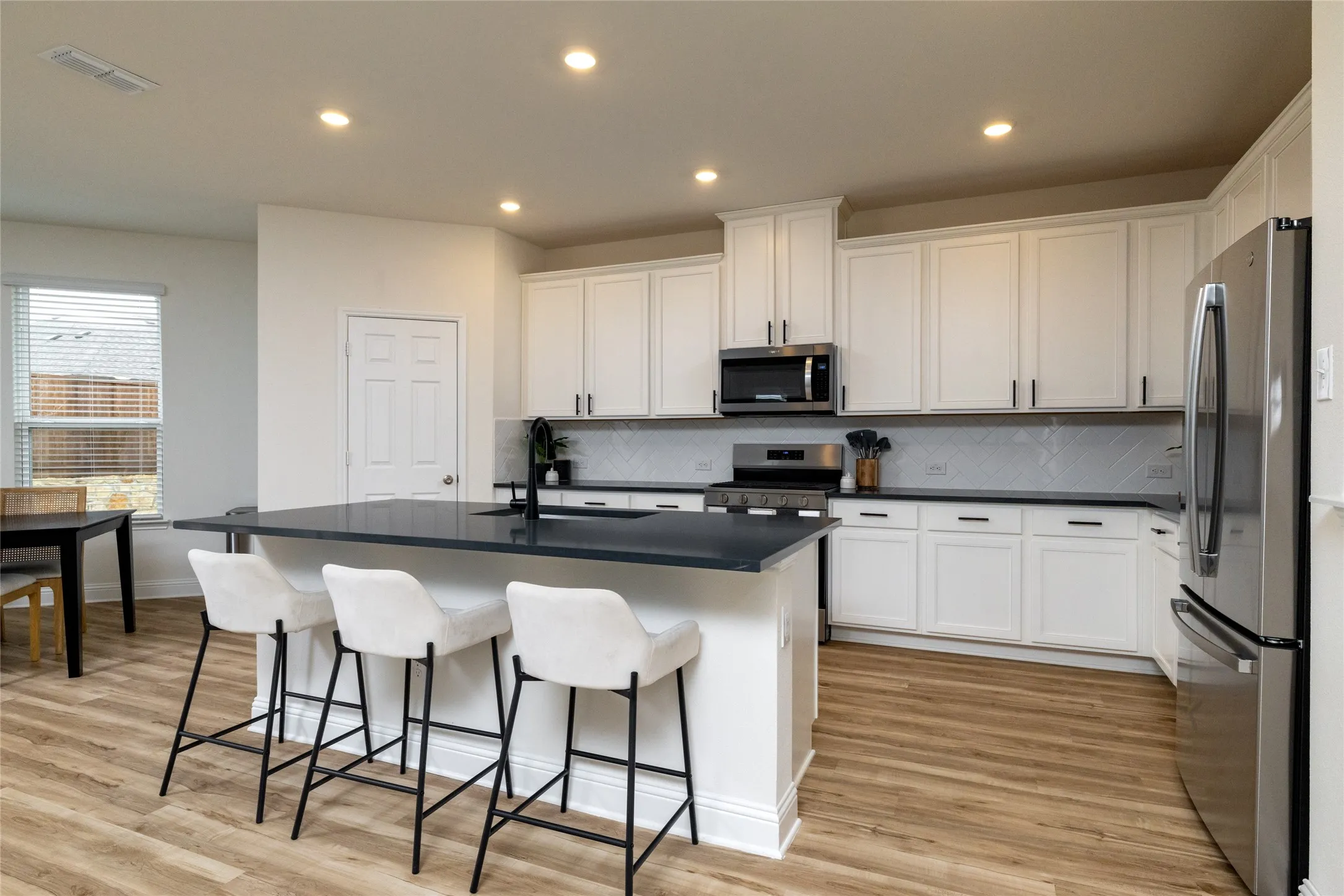 Single Family Residence For Sale in Denton County , 212 Colvin Lane, Justin, Texas 76247, 4 Bedroom, 3 Bathroom, 2 Garage spaces, 2,734 Sqft, built in 2024, mls#21375622, Real Estate Agent in Justin, Homes For Sale in Denton county, Homes For Sale in Justin, Realtor in Justin Texas, Real Estate Brokerage Independent Realty Texas, Luminita Cordes Realtor