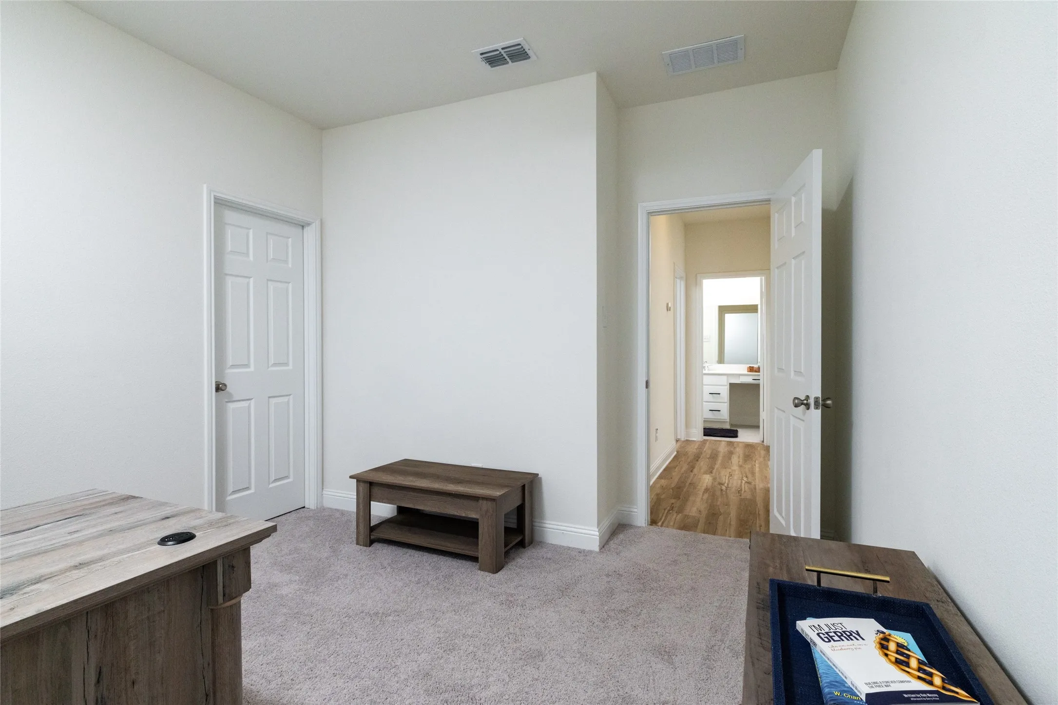 Single Family Residence For Sale in Denton County , 212 Colvin Lane, Justin, Texas 76247, 4 Bedroom, 3 Bathroom, 2 Garage spaces, 2,734 Sqft, built in 2024, mls#21375622, Real Estate Agent in Justin, Homes For Sale in Denton county, Homes For Sale in Justin, Realtor in Justin Texas, Real Estate Brokerage Independent Realty Texas, Luminita Cordes Realtor