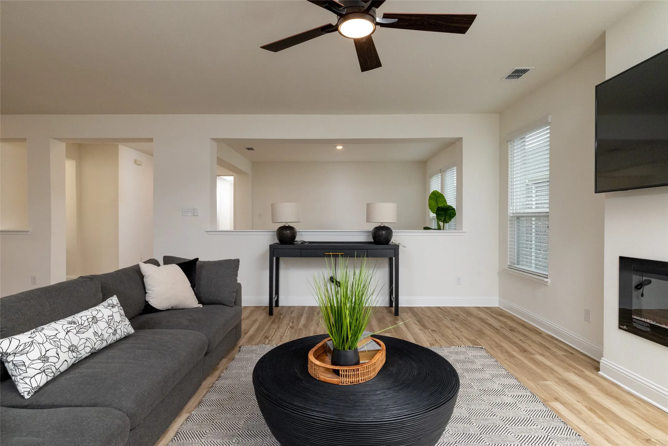 Single Family Residence For Sale in Denton County , 212 Colvin Lane, Justin, Texas 76247, 4 Bedroom, 3 Bathroom, 2 Garage spaces, 2,734 Sqft, built in 2024, mls#21375622, Real Estate Agent in Justin, Homes For Sale in Denton county, Homes For Sale in Justin, Realtor in Justin Texas, Real Estate Brokerage Independent Realty Texas, Luminita Cordes Realtor