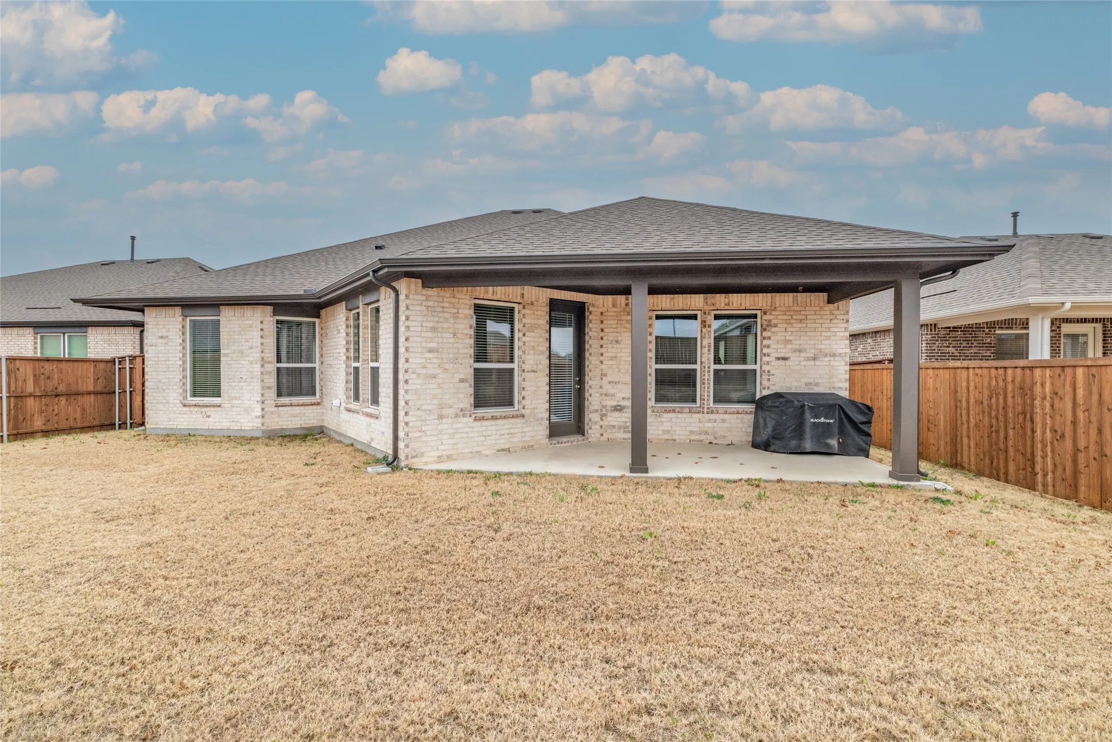 Single Family Residence For Sale in Denton County , 212 Colvin Lane, Justin, Texas 76247, 4 Bedroom, 3 Bathroom, 2 Garage spaces, 2,734 Sqft, built in 2024, mls#21375622, Real Estate Agent in Justin, Homes For Sale in Denton county, Homes For Sale in Justin, Realtor in Justin Texas, Real Estate Brokerage Independent Realty Texas, Luminita Cordes Realtor