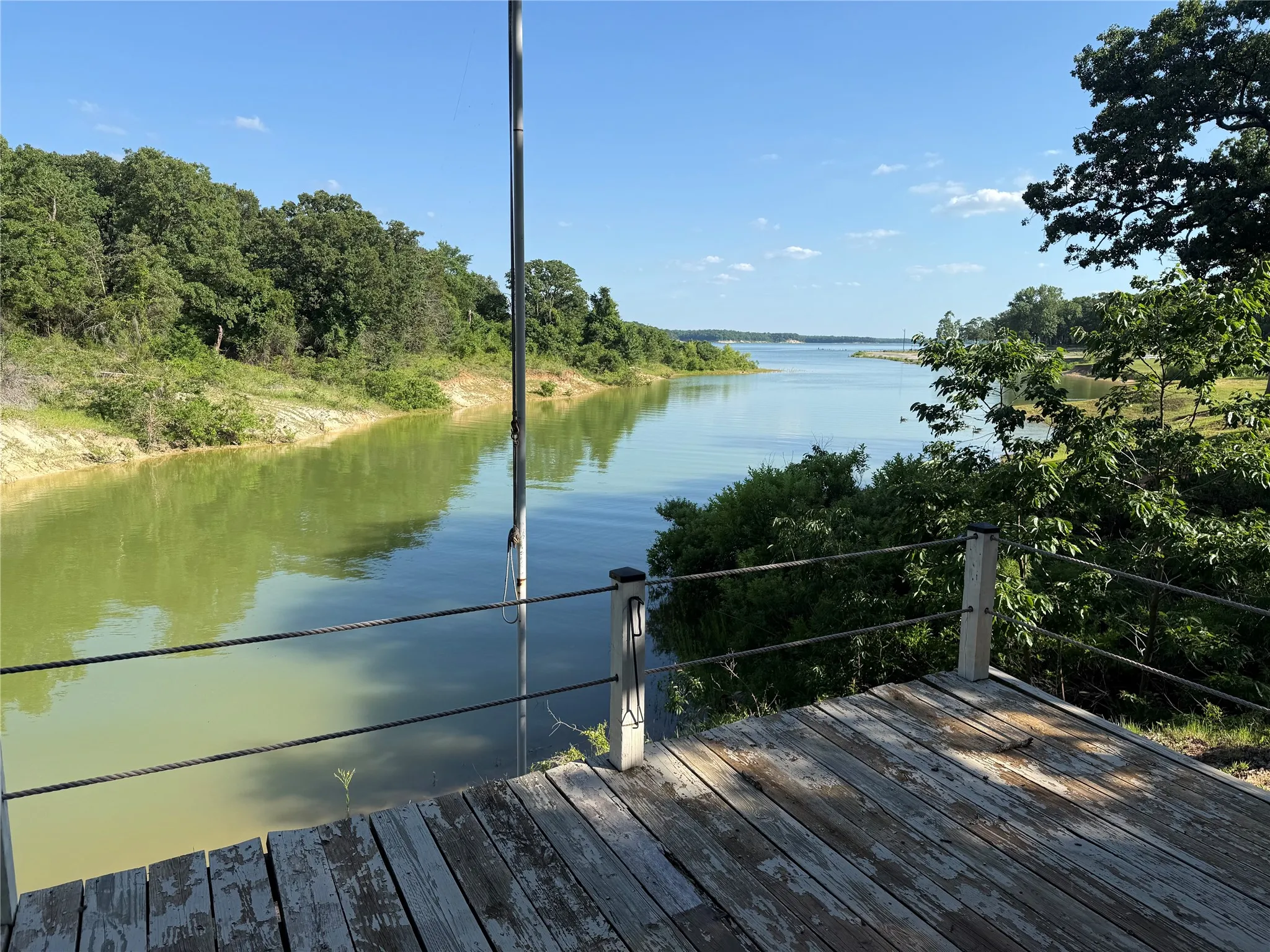 Manufactured Home For Sale in Grayson County , 300 Lighthouse Drive PT64, Pottsboro, Texas 75076, 3 Bedroom, 2 Bathroom, Garage spaces, 1,216 Sqft, built in 2015, mls#21375076, Real Estate Agent in Pottsboro, Homes For Sale in Grayson county, Homes For Sale in Pottsboro, Realtor in Pottsboro Texas, Real Estate Brokerage Independent Realty Texas, Luminita Cordes Realtor