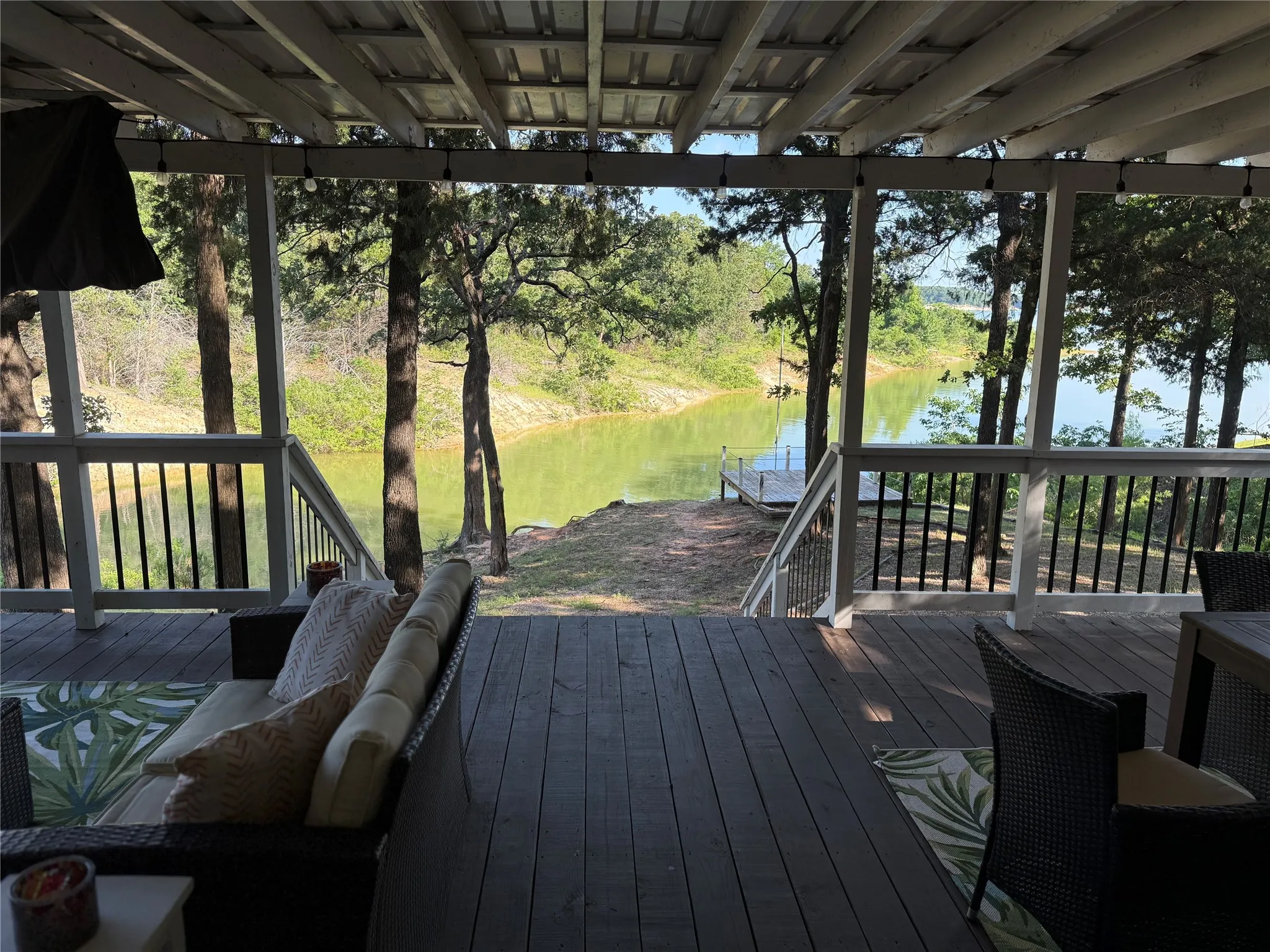Manufactured Home For Sale in Grayson County , 300 Lighthouse Drive PT64, Pottsboro, Texas 75076, 3 Bedroom, 2 Bathroom, Garage spaces, 1,216 Sqft, built in 2015, mls#21375076, Real Estate Agent in Pottsboro, Homes For Sale in Grayson county, Homes For Sale in Pottsboro, Realtor in Pottsboro Texas, Real Estate Brokerage Independent Realty Texas, Luminita Cordes Realtor