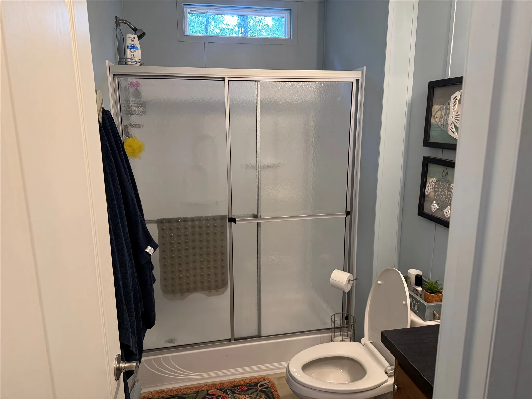 Manufactured Home For Sale in Grayson County , 300 Lighthouse Drive PT64, Pottsboro, Texas 75076, 3 Bedroom, 2 Bathroom, Garage spaces, 1,216 Sqft, built in 2015, mls#21375076, Real Estate Agent in Pottsboro, Homes For Sale in Grayson county, Homes For Sale in Pottsboro, Realtor in Pottsboro Texas, Real Estate Brokerage Independent Realty Texas, Luminita Cordes Realtor