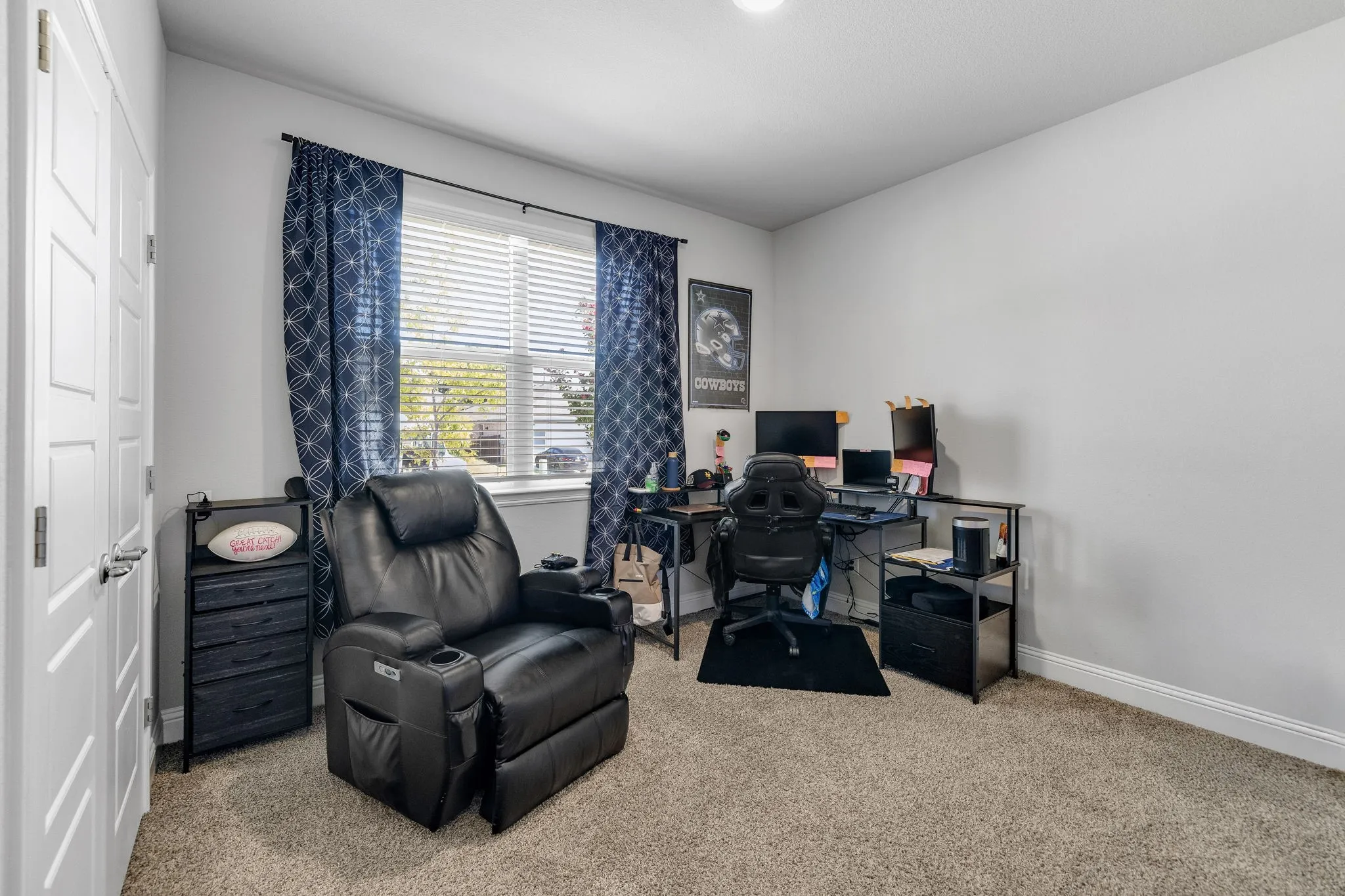 Single Family Residence For Sale in Denton County , 1501 Razorbill Road, Denton, Texas 76205, 4 Bedroom, 2 Bathroom, 2 Garage spaces, 2,030 Sqft, built in 2023, mls#21375086, Real Estate Agent in Denton, Homes For Sale in Denton county, Homes For Sale in Denton, Realtor in Denton Texas, Real Estate Brokerage Independent Realty Texas, Luminita Cordes Realtor