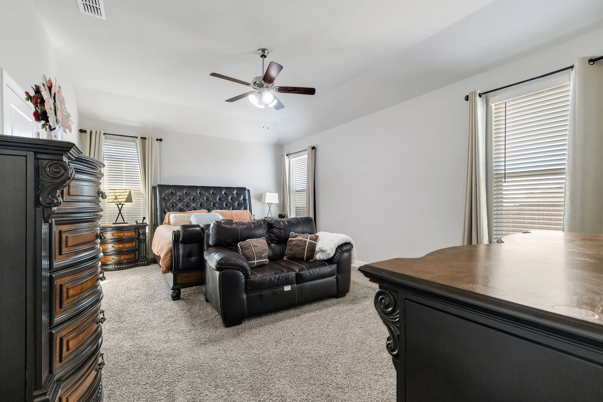 Single Family Residence For Sale in Denton County , 1501 Razorbill Road, Denton, Texas 76205, 4 Bedroom, 2 Bathroom, 2 Garage spaces, 2,030 Sqft, built in 2023, mls#21375086, Real Estate Agent in Denton, Homes For Sale in Denton county, Homes For Sale in Denton, Realtor in Denton Texas, Real Estate Brokerage Independent Realty Texas, Luminita Cordes Realtor