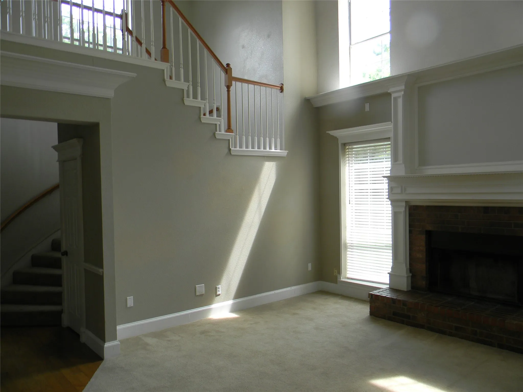 Single Family Residence For Rent in Tarrant County , 416 Roland Drive, Keller, Texas 76248, 4 Bedroom, 3 Bathroom, 1 Garage spaces, 2,635 Sqft, built in 1996, mls#21375625, Real Estate Agent in Keller, Homes For Rent in Tarrant county, Homes For Rent in Keller, Realtor in Keller Texas, Real Estate Brokerage Independent Realty Texas, Luminita Cordes Realtor
