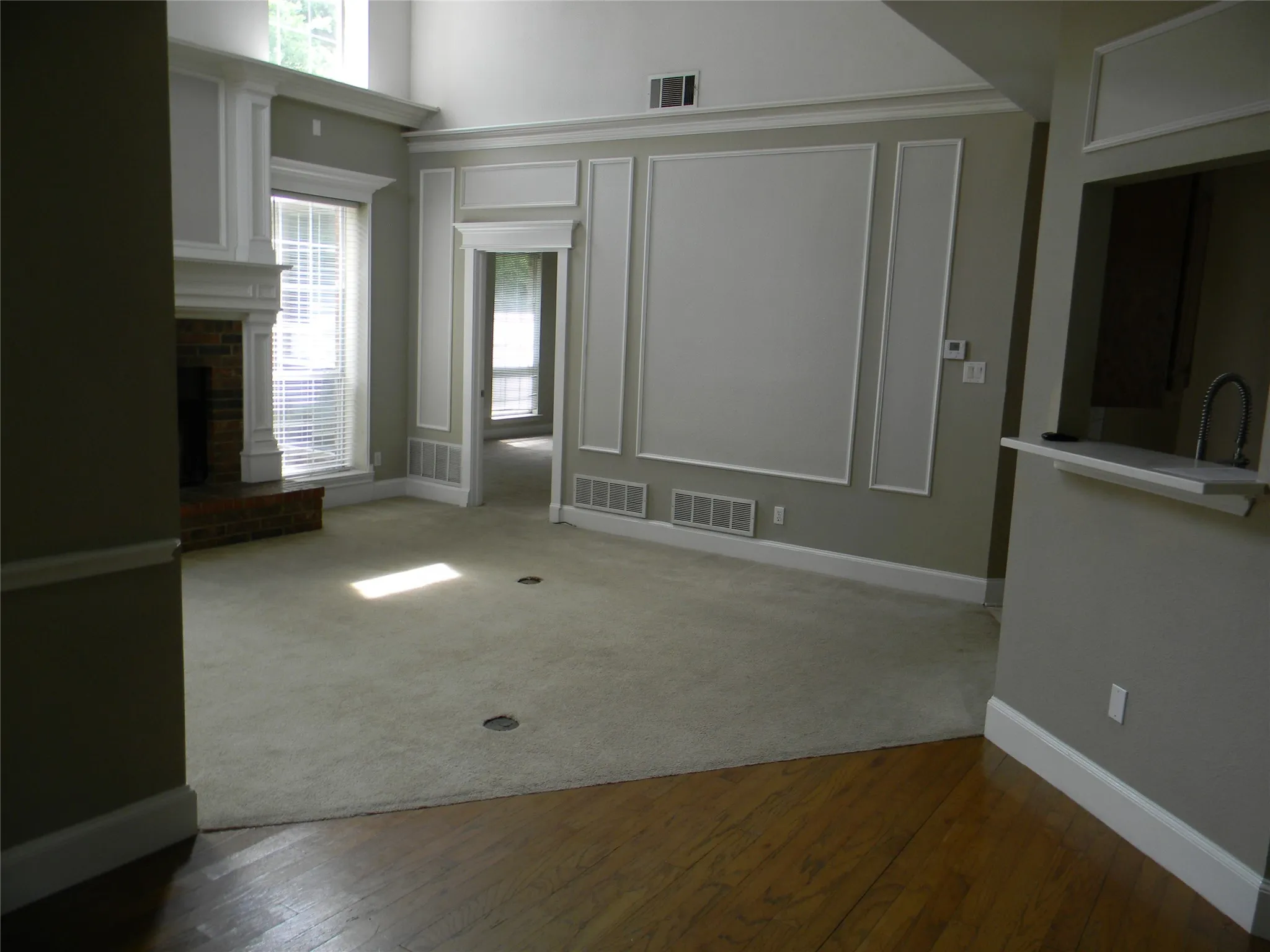 Single Family Residence For Rent in Tarrant County , 416 Roland Drive, Keller, Texas 76248, 4 Bedroom, 3 Bathroom, 1 Garage spaces, 2,635 Sqft, built in 1996, mls#21375625, Real Estate Agent in Keller, Homes For Rent in Tarrant county, Homes For Rent in Keller, Realtor in Keller Texas, Real Estate Brokerage Independent Realty Texas, Luminita Cordes Realtor