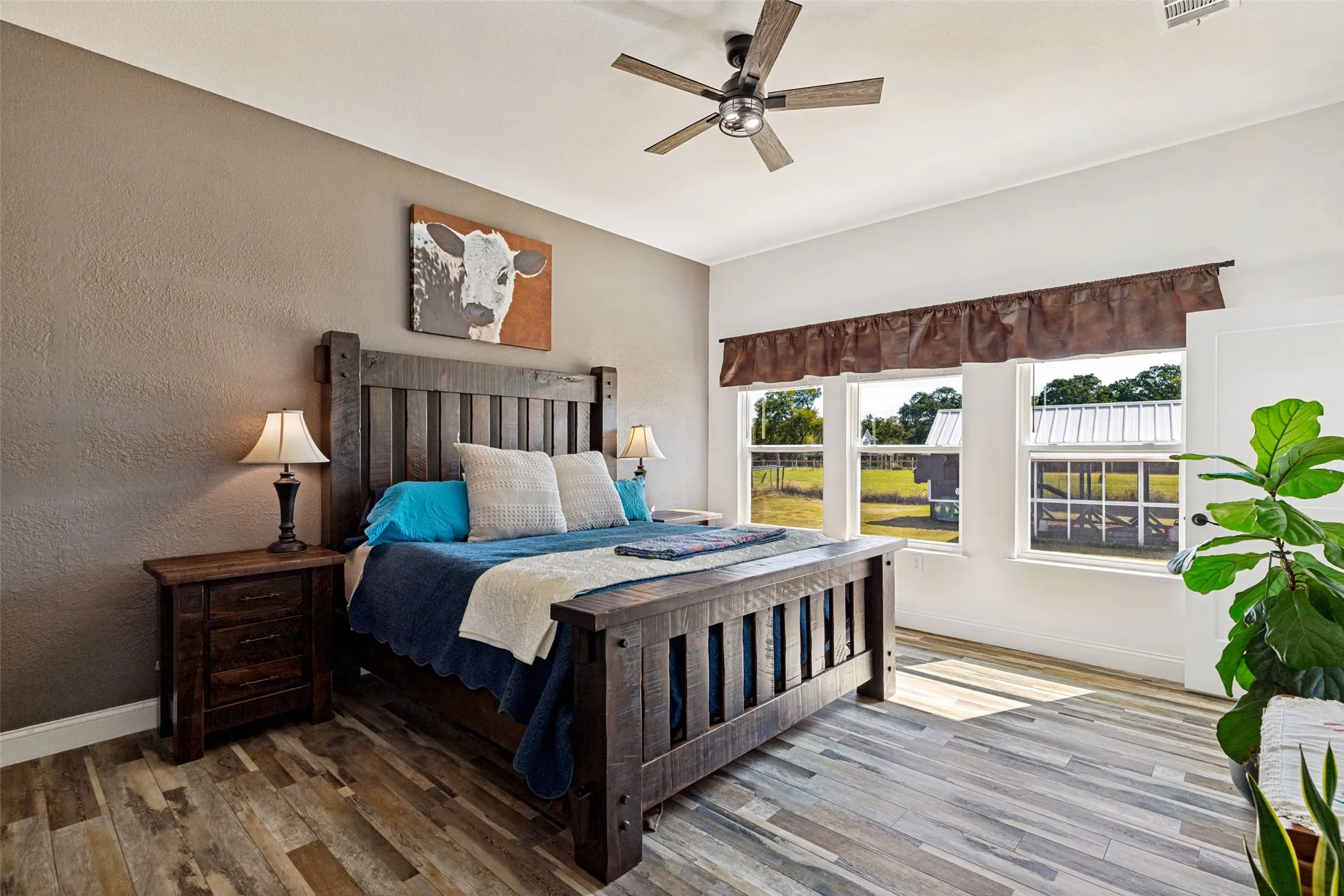 Large Primary bedroom