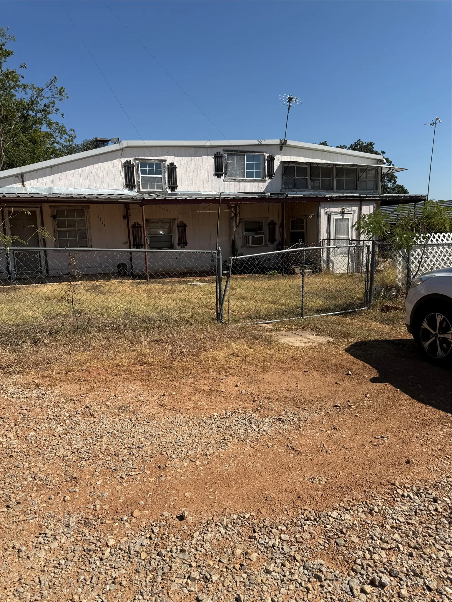 Single Family Residence For Sale in Brown County , 2950 CR 139, Bangs, Texas 76823, 2 Bedroom, 3 Bathroom, Garage spaces, 1,604 Sqft, built in 0, mls#21375626, Real Estate Agent in Bangs, Homes For Sale in Brown county, Homes For Sale in Bangs, Realtor in Bangs Texas, Real Estate Brokerage Independent Realty Texas, Luminita Cordes Realtor