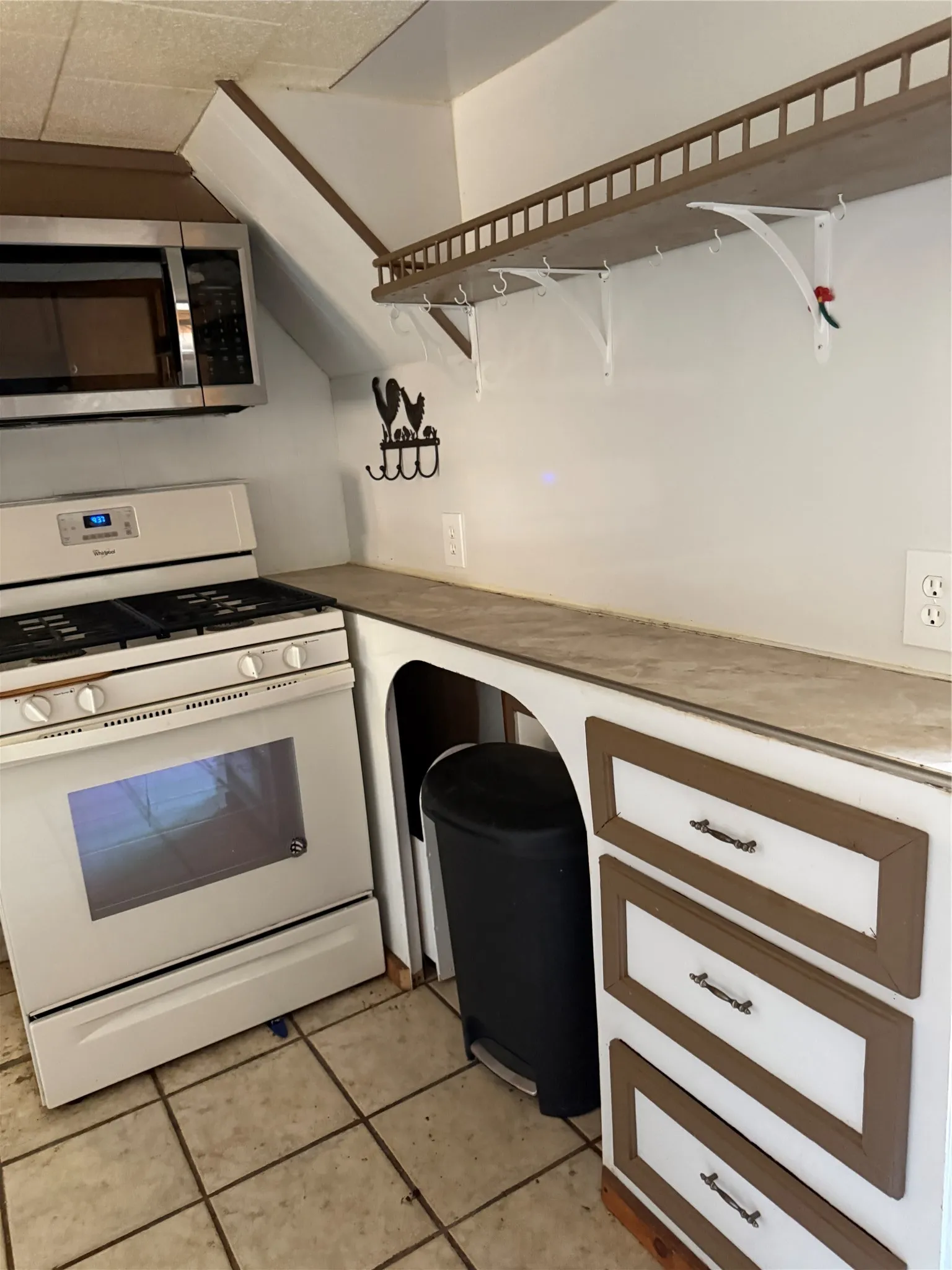 Single Family Residence For Sale in Brown County , 2950 CR 139, Bangs, Texas 76823, 2 Bedroom, 3 Bathroom, Garage spaces, 1,604 Sqft, built in 0, mls#21375626, Real Estate Agent in Bangs, Homes For Sale in Brown county, Homes For Sale in Bangs, Realtor in Bangs Texas, Real Estate Brokerage Independent Realty Texas, Luminita Cordes Realtor