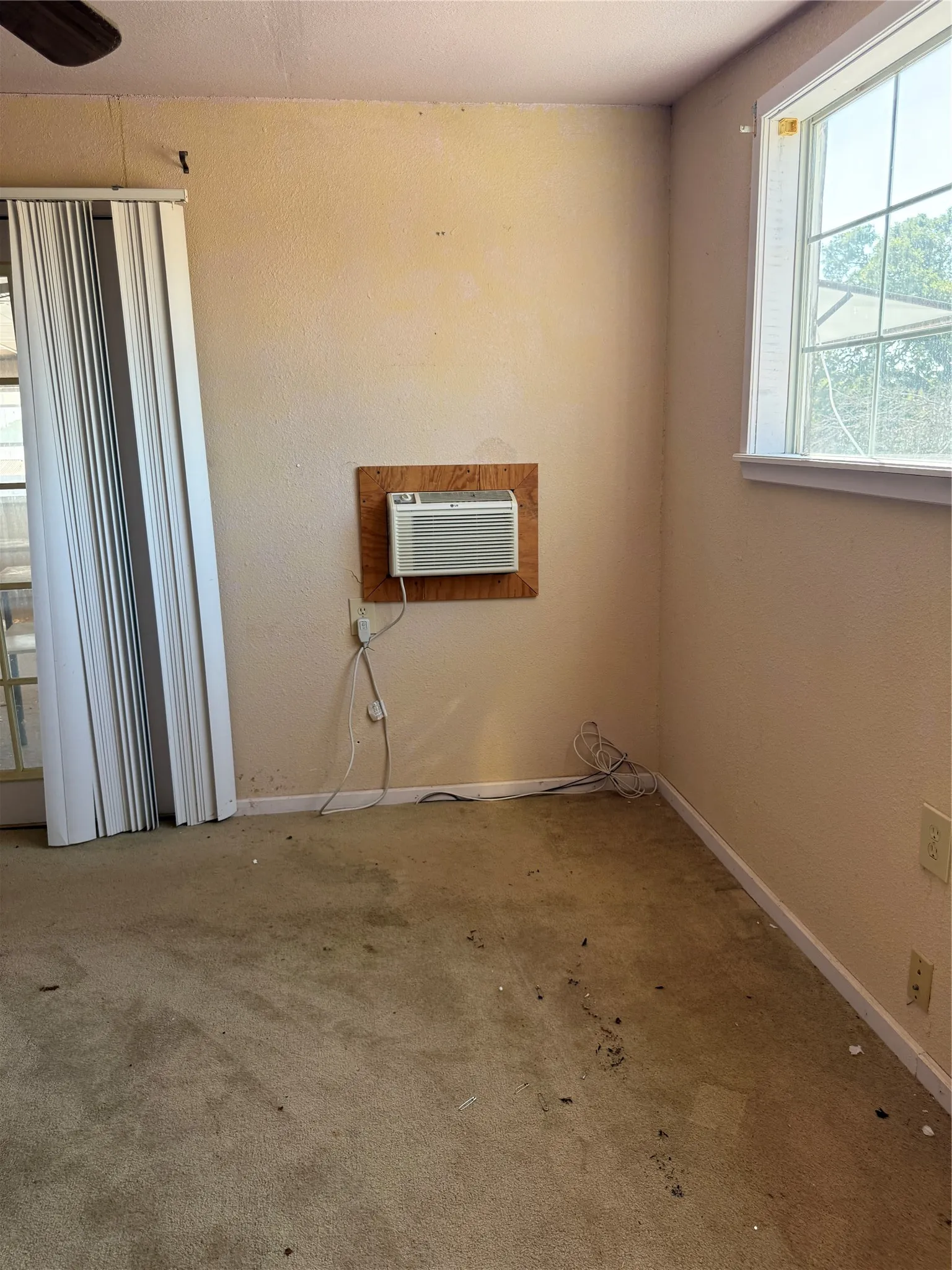 Single Family Residence For Sale in Brown County , 2950 CR 139, Bangs, Texas 76823, 2 Bedroom, 3 Bathroom, Garage spaces, 1,604 Sqft, built in 0, mls#21375626, Real Estate Agent in Bangs, Homes For Sale in Brown county, Homes For Sale in Bangs, Realtor in Bangs Texas, Real Estate Brokerage Independent Realty Texas, Luminita Cordes Realtor