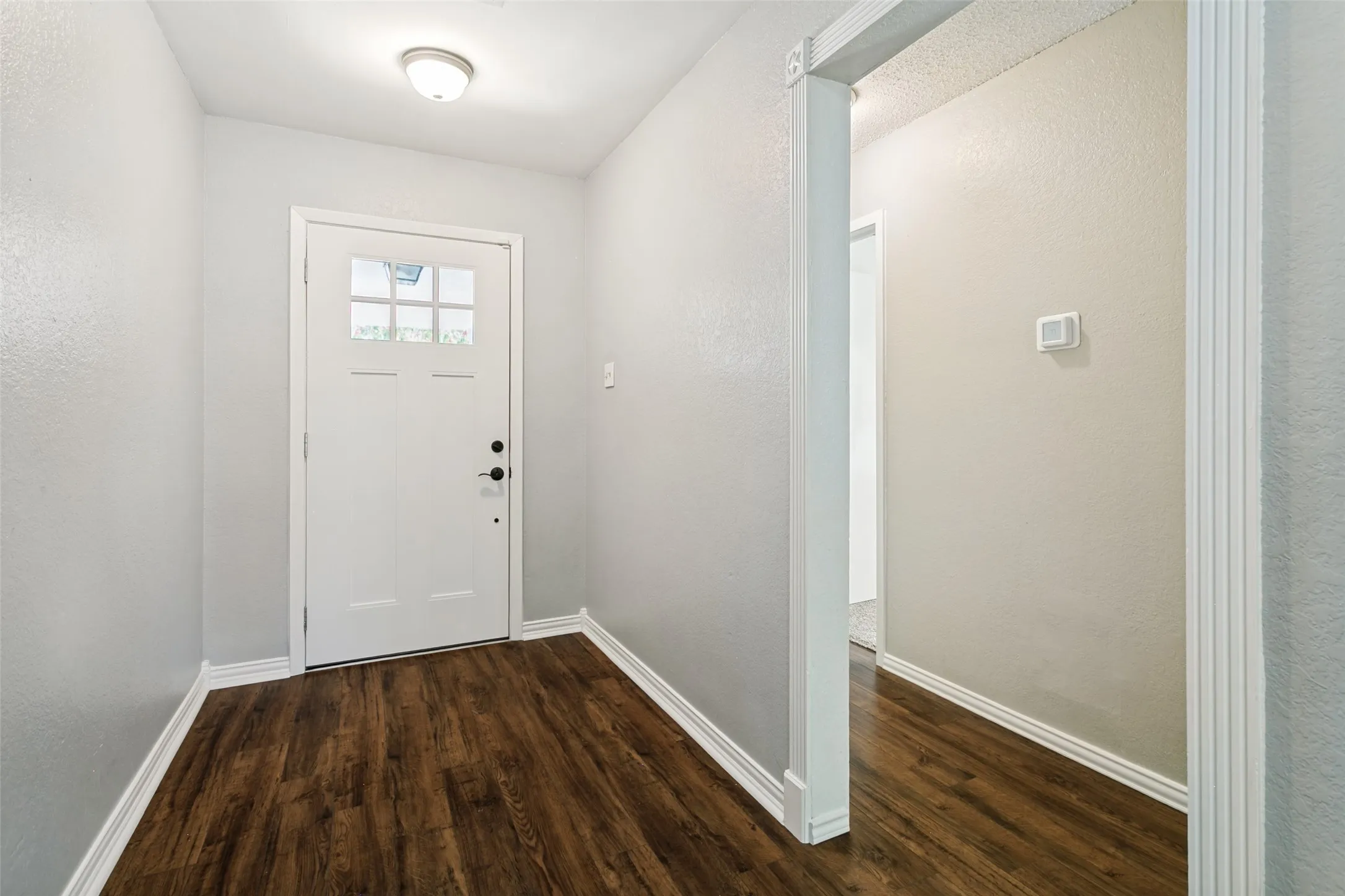 Single Family Residence For Sale in Tarrant County , 424 Allencrest Drive, White Settlement, Texas 76108, 3 Bedroom, 2 Bathroom, 2 Garage spaces, 1,280 Sqft, built in 1986, mls#21375580, Real Estate Agent in White Settlement, Homes For Sale in Tarrant county, Homes For Sale in White Settlement, Realtor in White Settlement Texas, Real Estate Brokerage Independent Realty Texas, Luminita Cordes Realtor