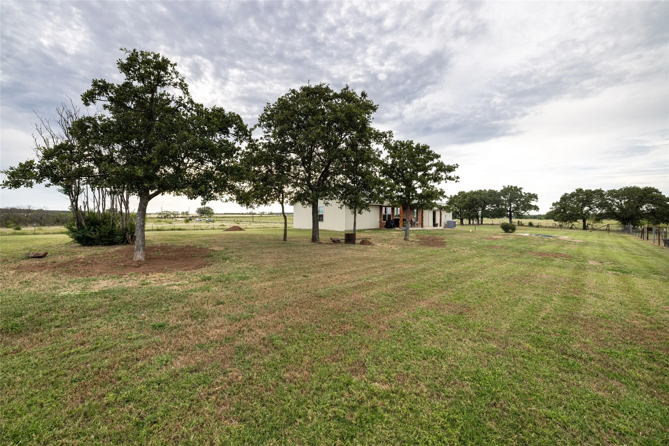 Single Family Residence For Sale in Clay County , 493 Browning Road, Bellevue, Texas 76228, 3 Bedroom, 2 Bathroom, 2 Garage spaces, 1,750 Sqft, built in 2017, mls#21375629, Real Estate Agent in Bellevue, Homes For Sale in Clay county, Homes For Sale in Bellevue, Realtor in Bellevue Texas, Real Estate Brokerage Independent Realty Texas, Luminita Cordes Realtor