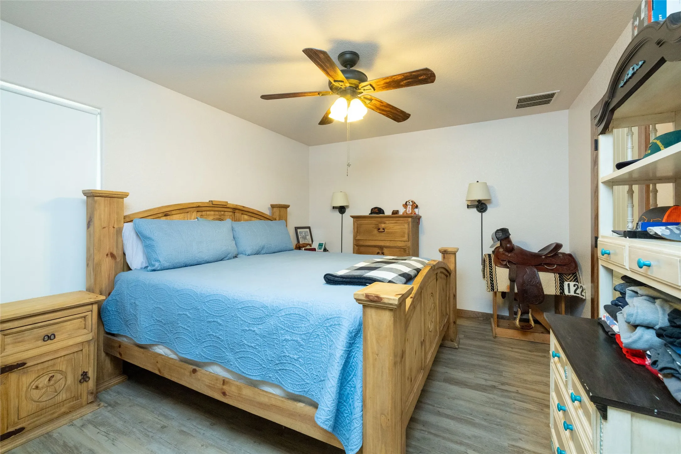 Single Family Residence For Sale in Clay County , 493 Browning Road, Bellevue, Texas 76228, 3 Bedroom, 2 Bathroom, 2 Garage spaces, 1,750 Sqft, built in 2017, mls#21375629, Real Estate Agent in Bellevue, Homes For Sale in Clay county, Homes For Sale in Bellevue, Realtor in Bellevue Texas, Real Estate Brokerage Independent Realty Texas, Luminita Cordes Realtor