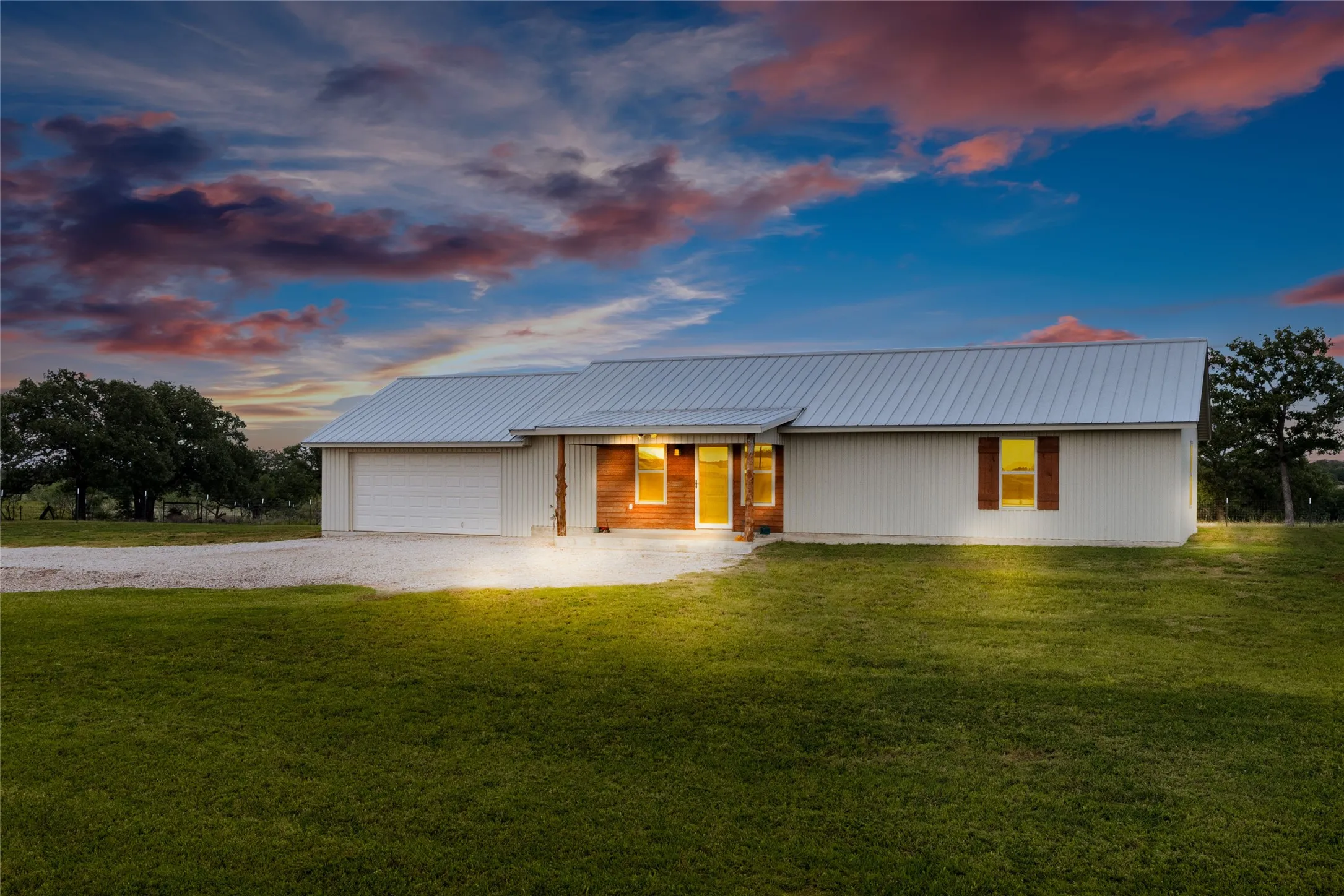 Single Family Residence For Sale in Clay County , 493 Browning Road, Bellevue, Texas 76228, 3 Bedroom, 2 Bathroom, 2 Garage spaces, 1,750 Sqft, built in 2017, mls#21375629, Real Estate Agent in Bellevue, Homes For Sale in Clay county, Homes For Sale in Bellevue, Realtor in Bellevue Texas, Real Estate Brokerage Independent Realty Texas, Luminita Cordes Realtor