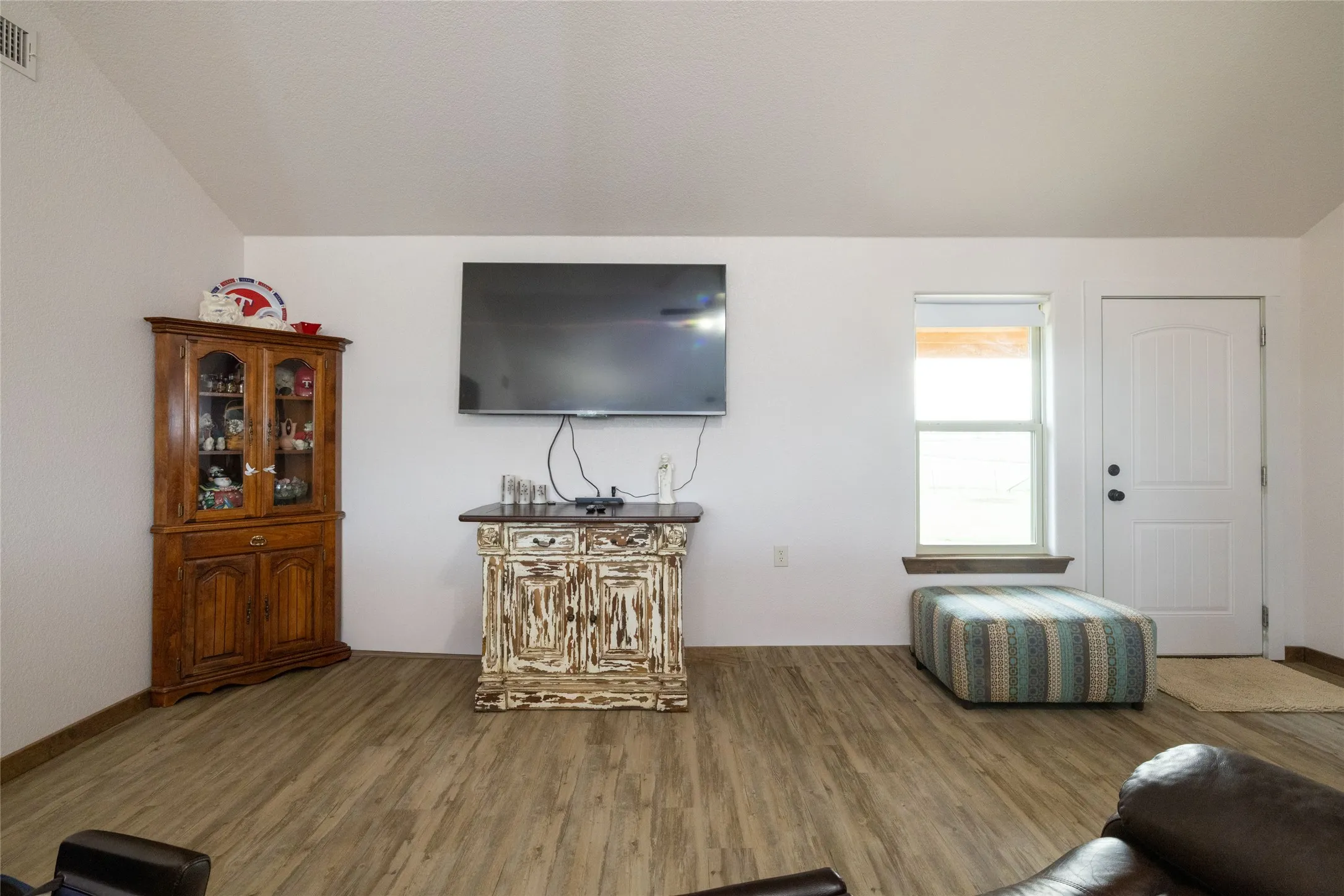 Single Family Residence For Sale in Clay County , 493 Browning Road, Bellevue, Texas 76228, 3 Bedroom, 2 Bathroom, 2 Garage spaces, 1,750 Sqft, built in 2017, mls#21375629, Real Estate Agent in Bellevue, Homes For Sale in Clay county, Homes For Sale in Bellevue, Realtor in Bellevue Texas, Real Estate Brokerage Independent Realty Texas, Luminita Cordes Realtor