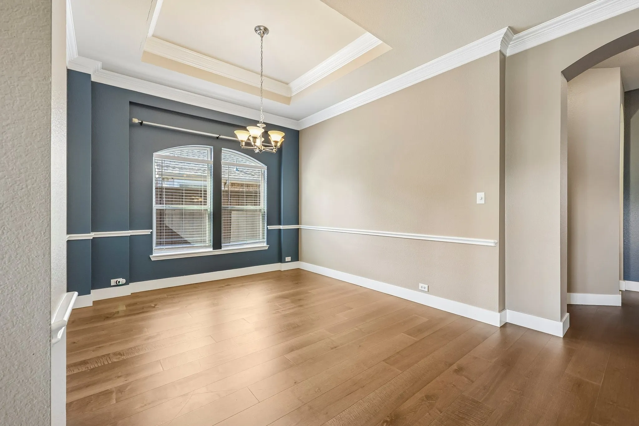 Single Family Residence For Sale in Collin County , 1211 Windgate Way, Allen, Texas 75002, 3 Bedroom, 3 Bathroom, 2 Garage spaces, 2,540 Sqft, built in 2010, mls#21375411, Real Estate Agent in Allen, Homes For Sale in Collin county, Homes For Sale in Allen, Realtor in Allen Texas, Real Estate Brokerage Independent Realty Texas, Luminita Cordes Realtor