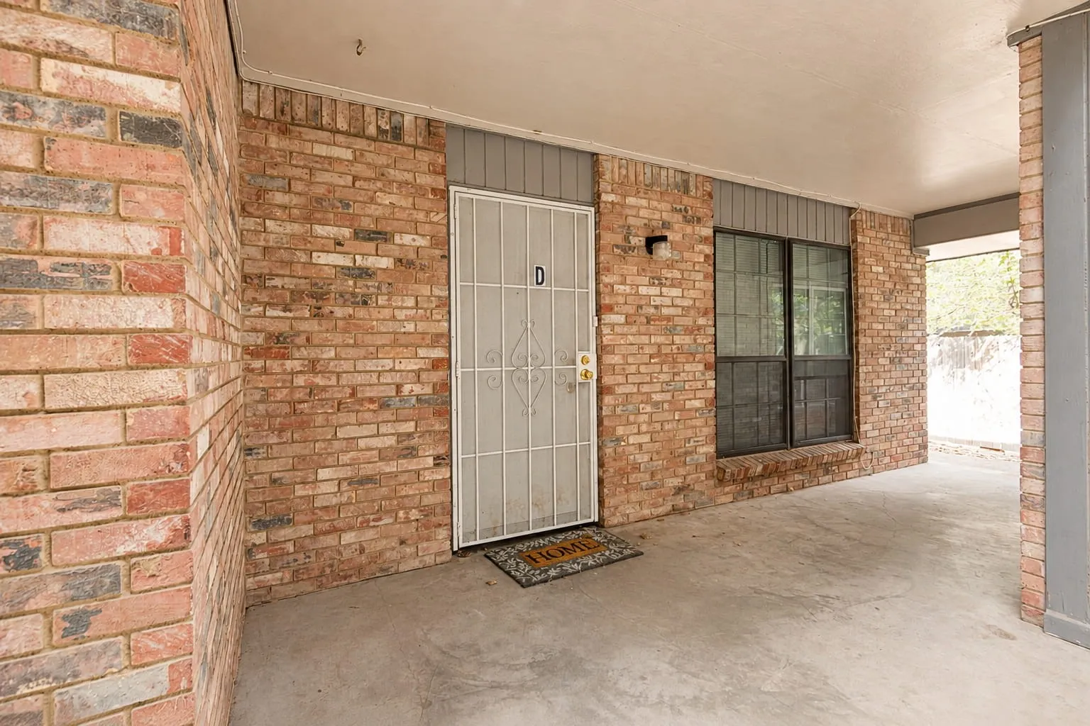 Quadruplex For Sale in Tarrant County , 2149 Fleur De Lis Court A, Arlington, Texas 76012, 8 Bedroom, 8 Bathroom, Garage spaces, 4,716 Sqft, built in 1979, mls#21375527, Real Estate Agent in Arlington, Homes For Sale in Tarrant county, Homes For Sale in Arlington, Realtor in Arlington Texas, Real Estate Brokerage Independent Realty Texas, Luminita Cordes Realtor