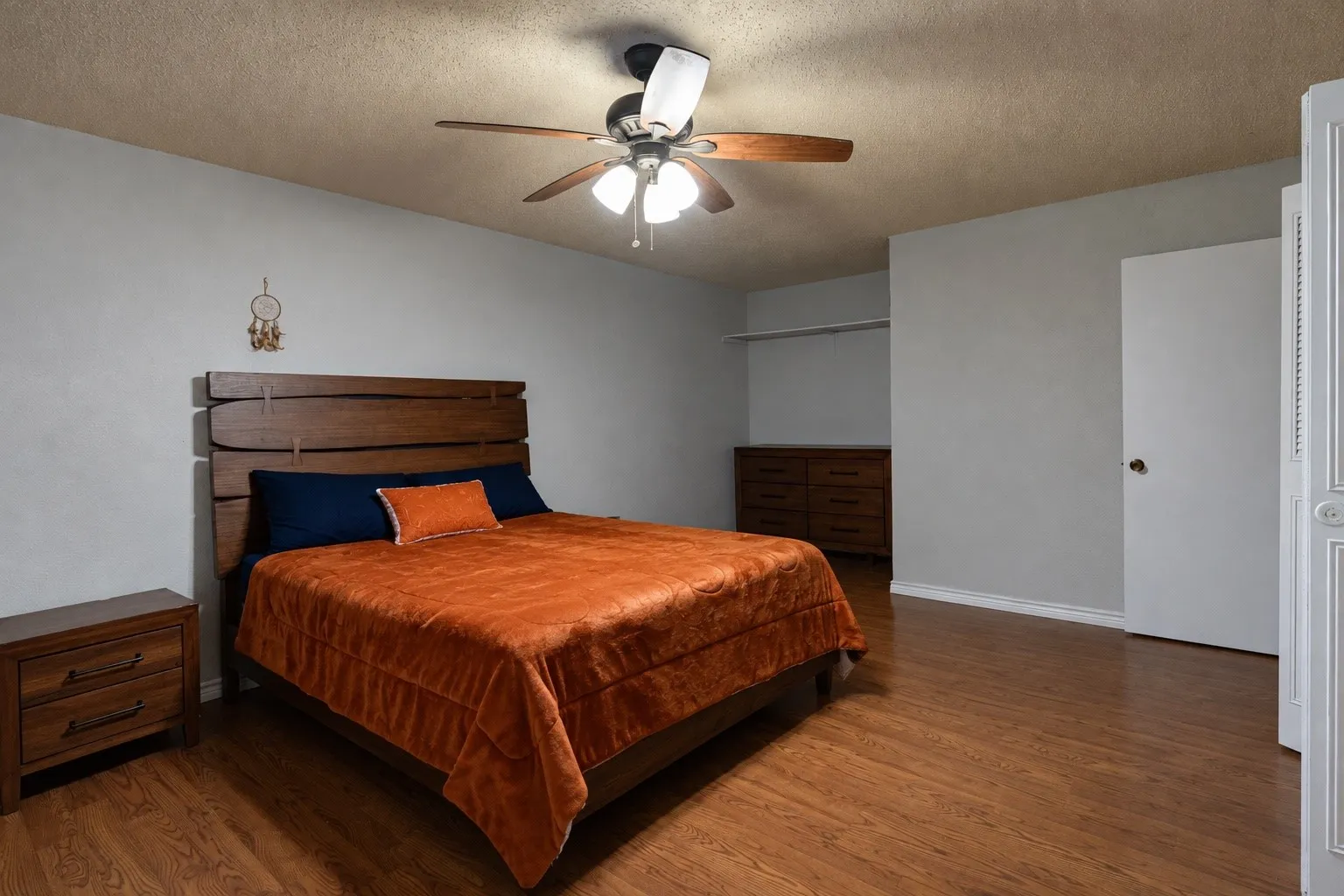 Quadruplex For Sale in Tarrant County , 2149 Fleur De Lis Court A, Arlington, Texas 76012, 8 Bedroom, 8 Bathroom, Garage spaces, 4,716 Sqft, built in 1979, mls#21375527, Real Estate Agent in Arlington, Homes For Sale in Tarrant county, Homes For Sale in Arlington, Realtor in Arlington Texas, Real Estate Brokerage Independent Realty Texas, Luminita Cordes Realtor