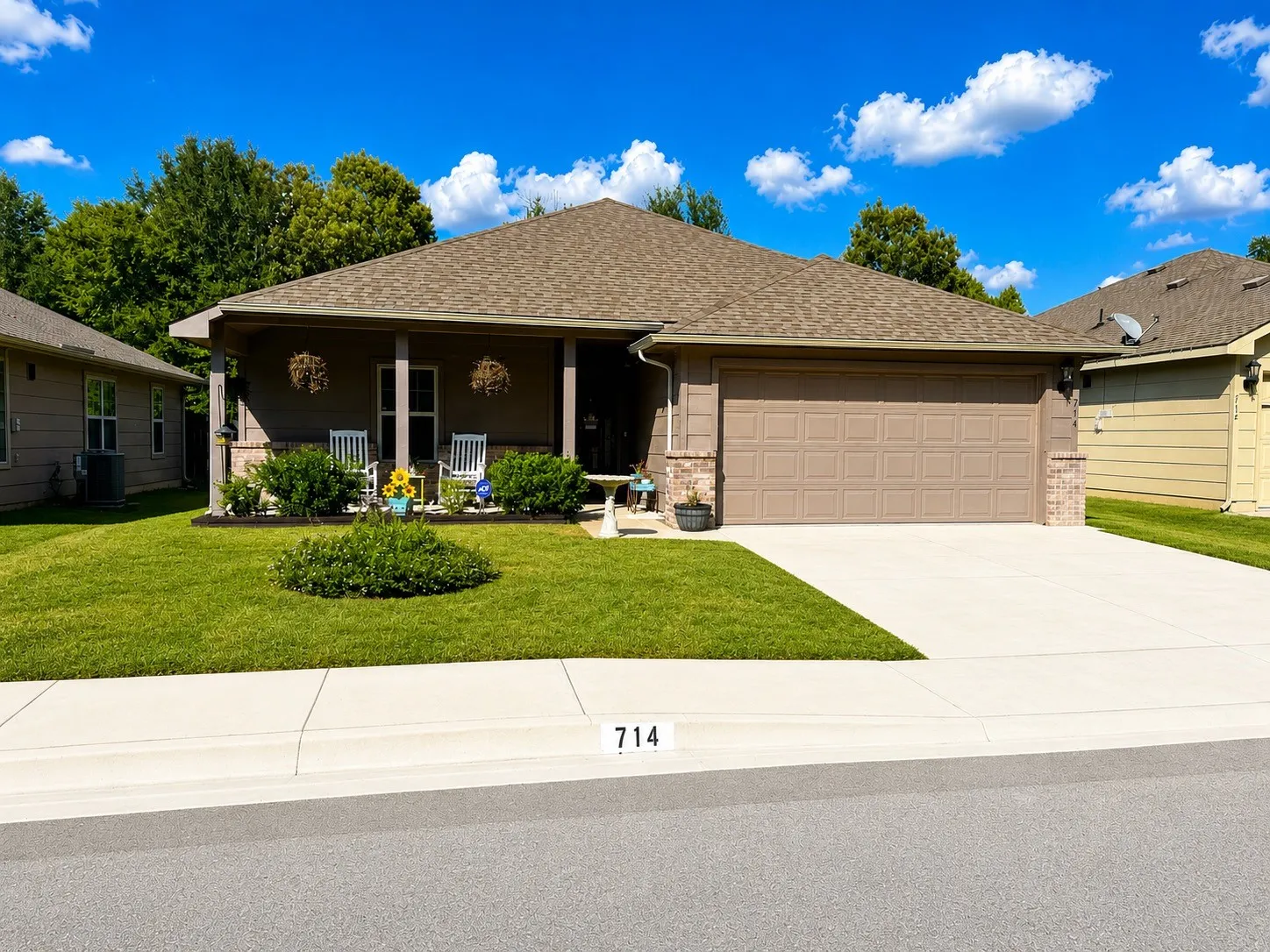 Single Family Residence For Sale in Henderson County , 714 N Wofford Street, Athens, Texas 75751, 3 Bedroom, 2 Bathroom, 2 Garage spaces, 1,299 Sqft, built in 2020, mls#21374379, Real Estate Agent in Athens, Homes For Sale in Henderson county, Homes For Sale in Athens, Realtor in Athens Texas, Real Estate Brokerage Independent Realty Texas, Luminita Cordes Realtor