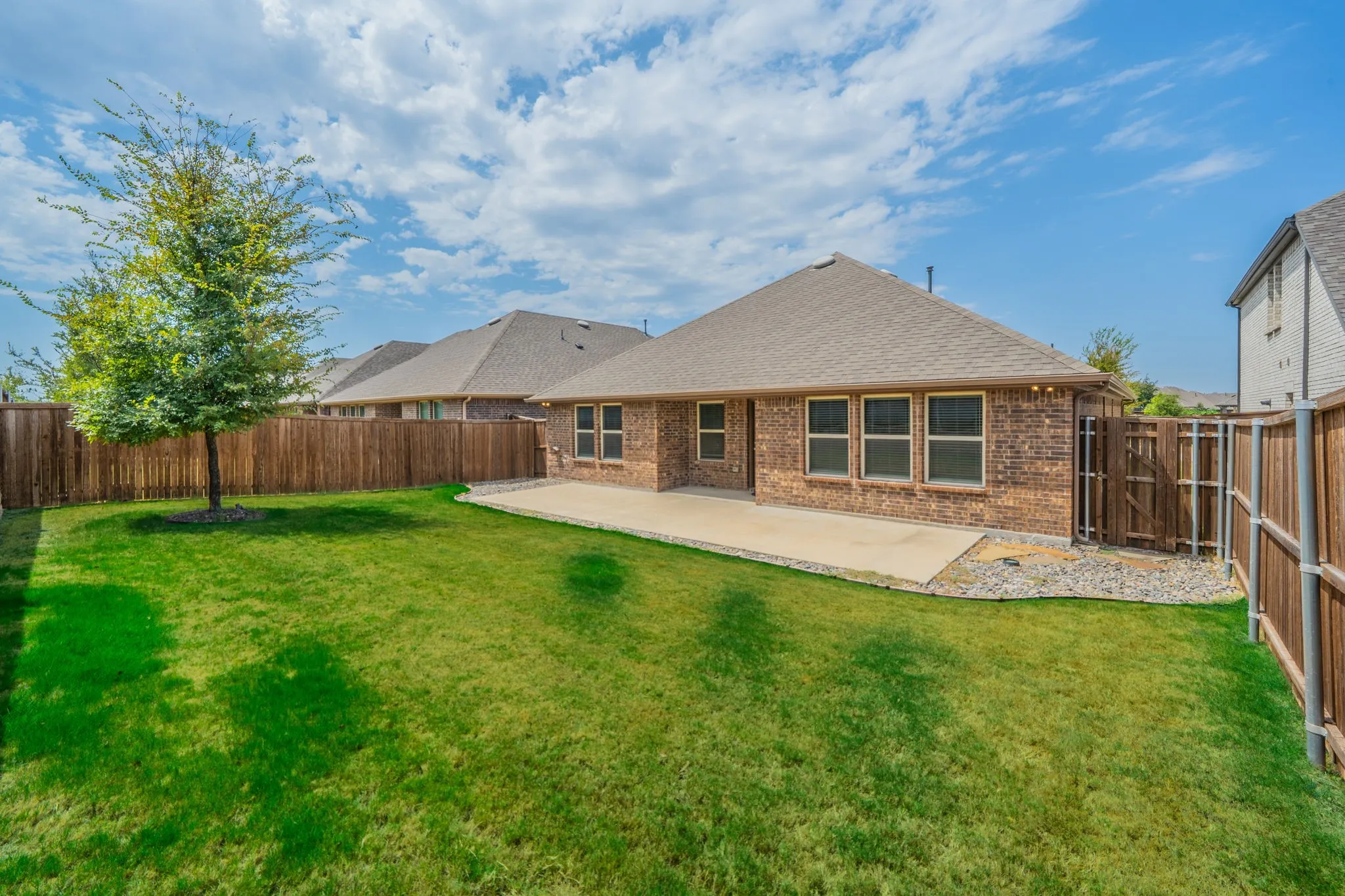 Single Family Residence For Rent in Collin County , 2720 Evergreen Trail, Celina, Texas 75009, 4 Bedroom, 2 Bathroom, 2 Garage spaces, 1,868 Sqft, built in 2019, mls#21373131, Real Estate Agent in Celina, Homes For Rent in Collin county, Homes For Rent in Celina, Realtor in Celina Texas, Real Estate Brokerage Independent Realty Texas, Luminita Cordes Realtor