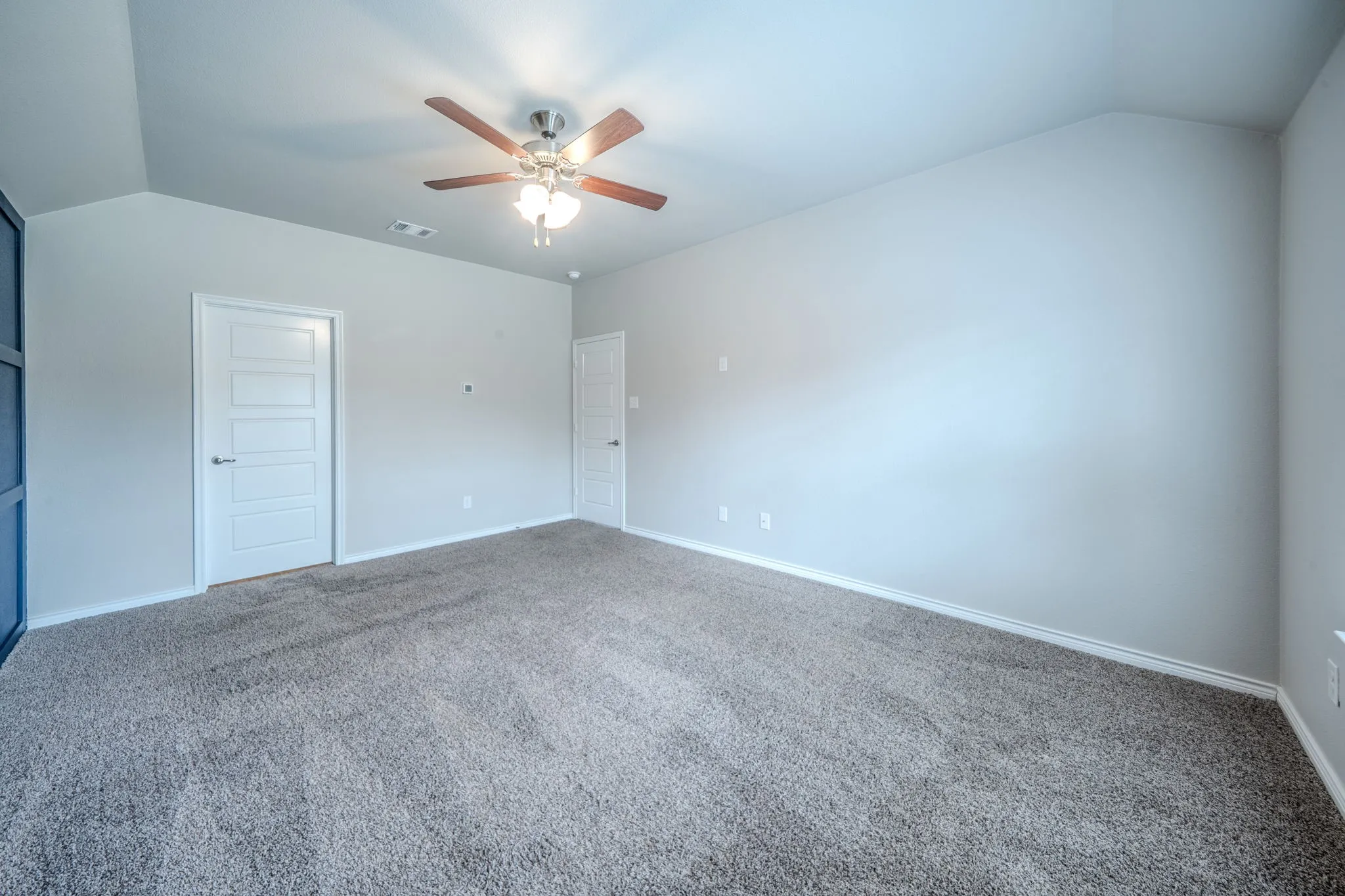 Single Family Residence For Rent in Collin County , 2720 Evergreen Trail, Celina, Texas 75009, 4 Bedroom, 2 Bathroom, 2 Garage spaces, 1,868 Sqft, built in 2019, mls#21373131, Real Estate Agent in Celina, Homes For Rent in Collin county, Homes For Rent in Celina, Realtor in Celina Texas, Real Estate Brokerage Independent Realty Texas, Luminita Cordes Realtor