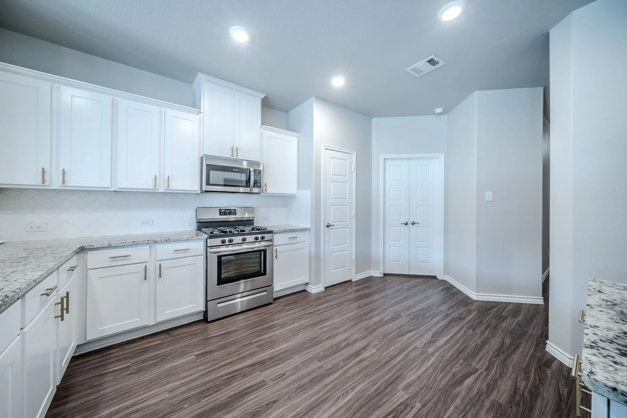 Single Family Residence For Rent in Collin County , 2720 Evergreen Trail, Celina, Texas 75009, 4 Bedroom, 2 Bathroom, 2 Garage spaces, 1,868 Sqft, built in 2019, mls#21373131, Real Estate Agent in Celina, Homes For Rent in Collin county, Homes For Rent in Celina, Realtor in Celina Texas, Real Estate Brokerage Independent Realty Texas, Luminita Cordes Realtor