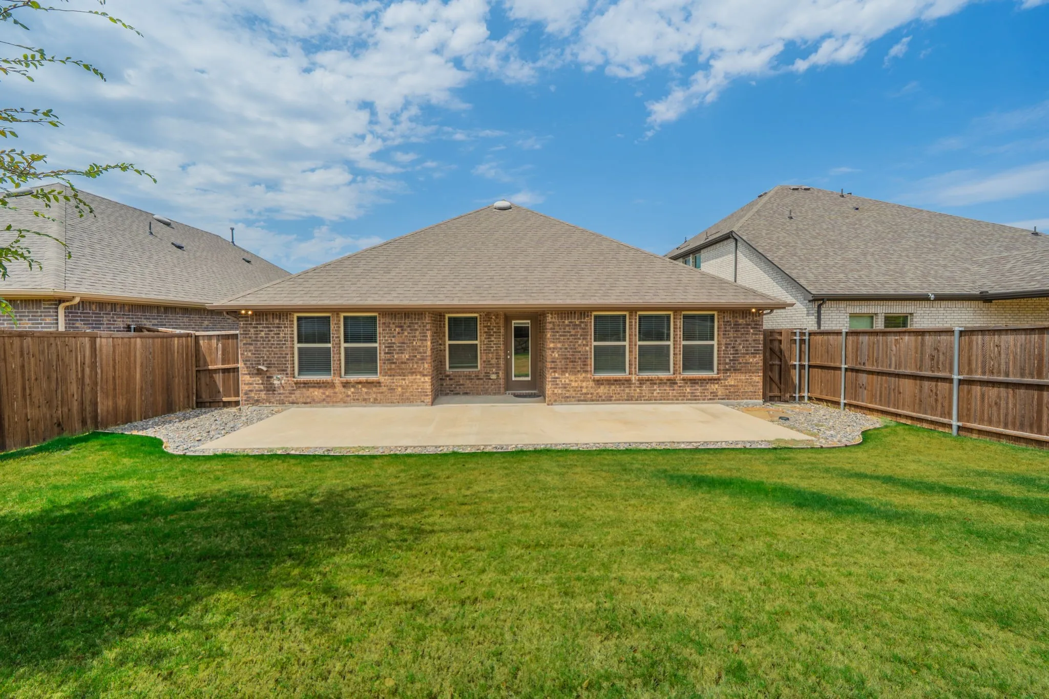 Single Family Residence For Rent in Collin County , 2720 Evergreen Trail, Celina, Texas 75009, 4 Bedroom, 2 Bathroom, 2 Garage spaces, 1,868 Sqft, built in 2019, mls#21373131, Real Estate Agent in Celina, Homes For Rent in Collin county, Homes For Rent in Celina, Realtor in Celina Texas, Real Estate Brokerage Independent Realty Texas, Luminita Cordes Realtor