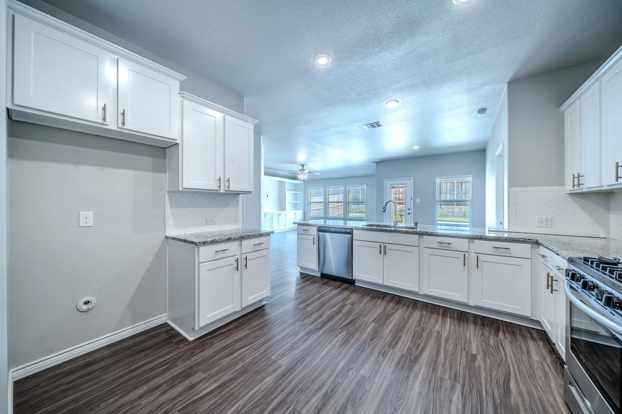 Single Family Residence For Rent in Collin County , 2720 Evergreen Trail, Celina, Texas 75009, 4 Bedroom, 2 Bathroom, 2 Garage spaces, 1,868 Sqft, built in 2019, mls#21373131, Real Estate Agent in Celina, Homes For Rent in Collin county, Homes For Rent in Celina, Realtor in Celina Texas, Real Estate Brokerage Independent Realty Texas, Luminita Cordes Realtor