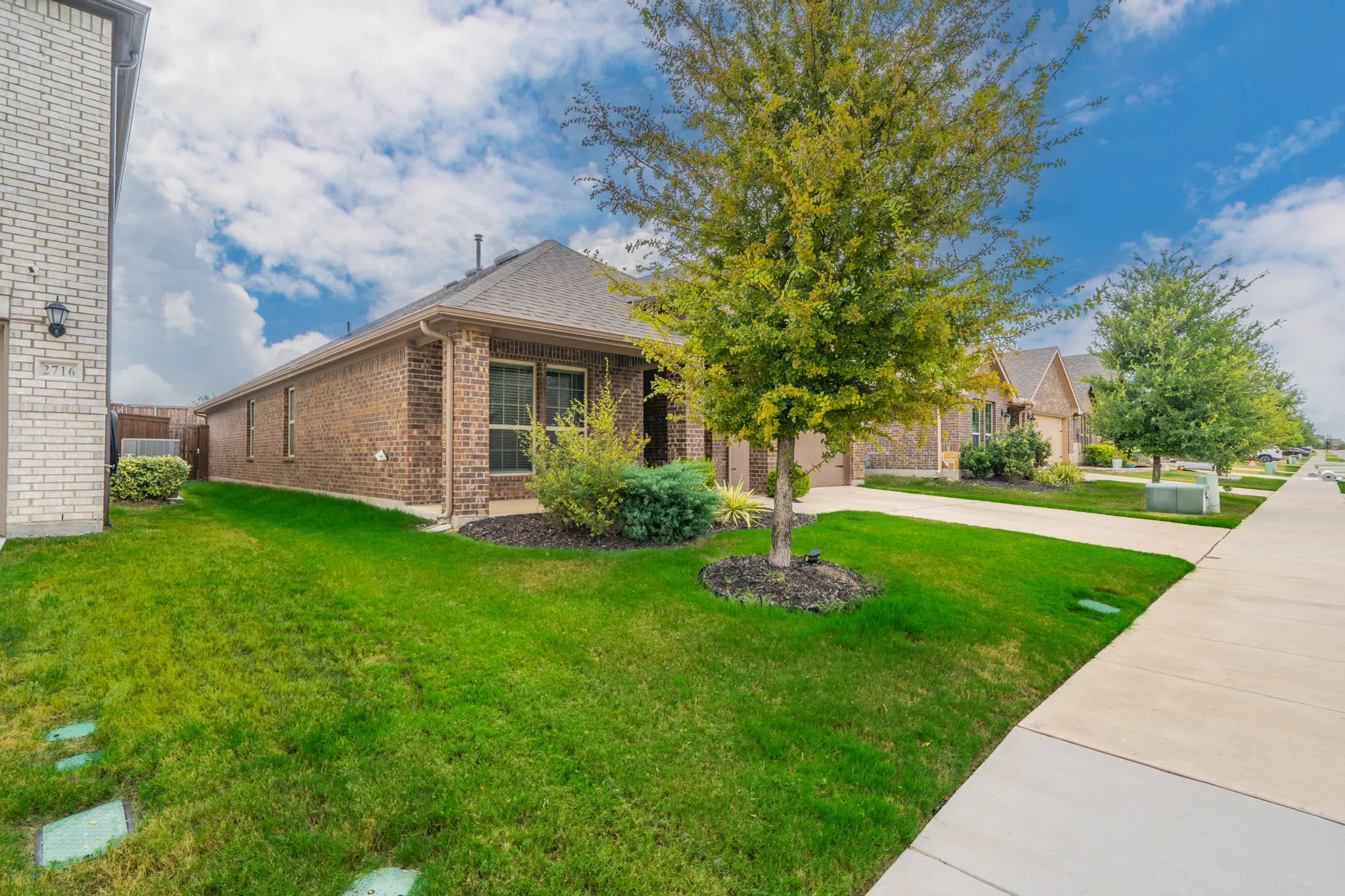 Single Family Residence For Rent in Collin County , 2720 Evergreen Trail, Celina, Texas 75009, 4 Bedroom, 2 Bathroom, 2 Garage spaces, 1,868 Sqft, built in 2019, mls#21373131, Real Estate Agent in Celina, Homes For Rent in Collin county, Homes For Rent in Celina, Realtor in Celina Texas, Real Estate Brokerage Independent Realty Texas, Luminita Cordes Realtor