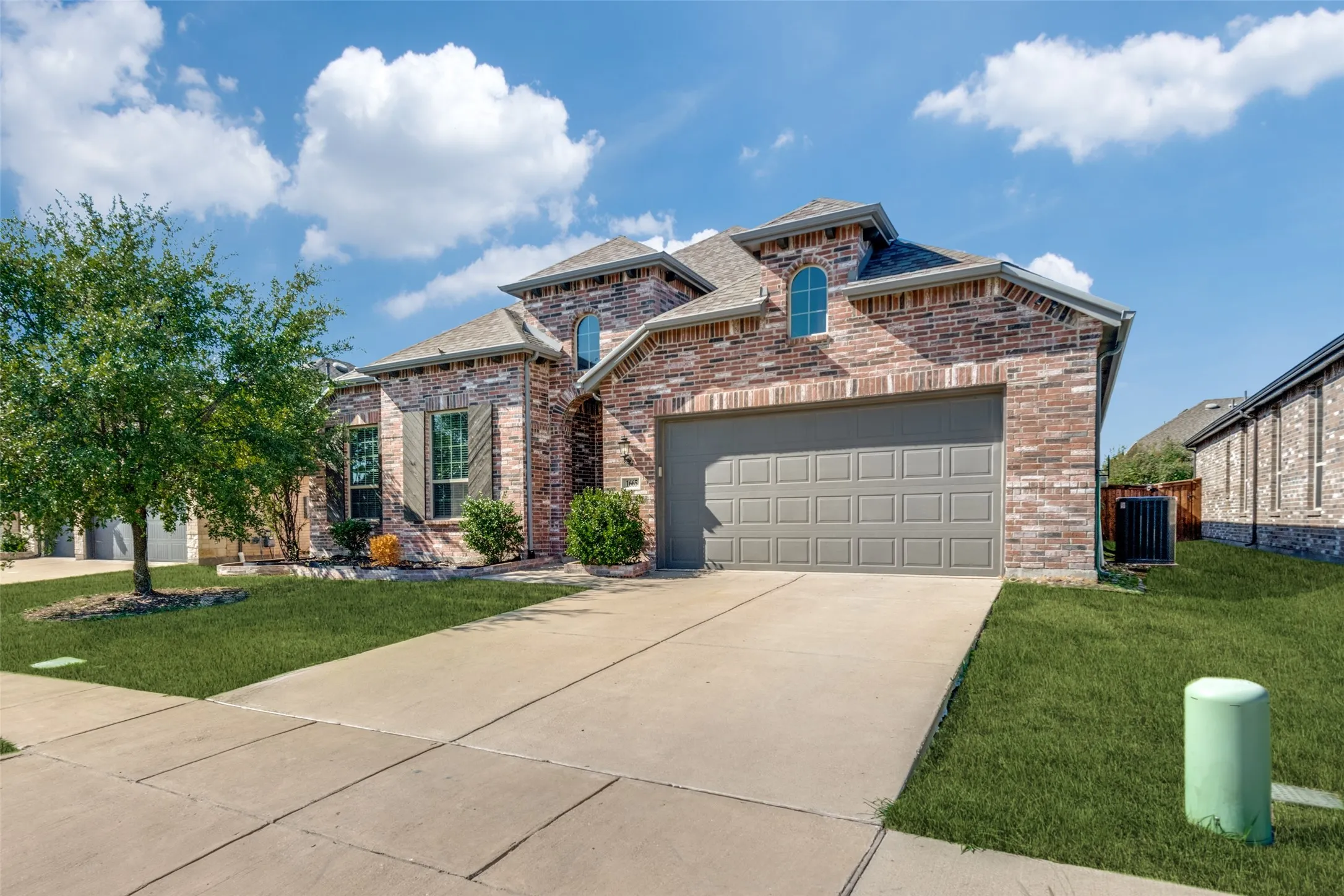 Single Family Residence For Rent