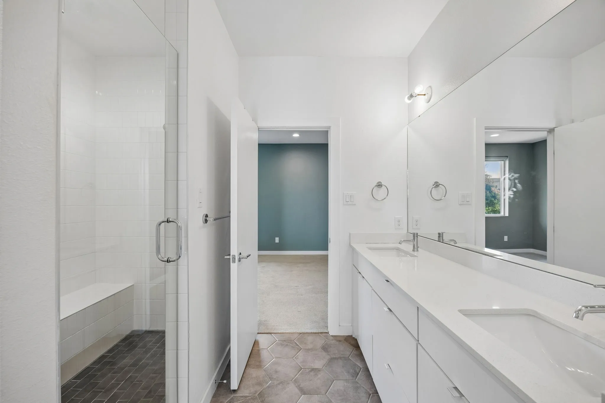 Condominium For Rent in Dallas County , 2630 Calvin Street 101, Dallas, Texas 75204, 2 Bedroom, 3 Bathroom, 2 Garage spaces, 1,817 Sqft, built in 2017, mls#21372349, Real Estate Agent in Dallas, Homes For Rent in Dallas county, Homes For Rent in Dallas, Realtor in Dallas Texas, Real Estate Brokerage Independent Realty Texas, Luminita Cordes Realtor