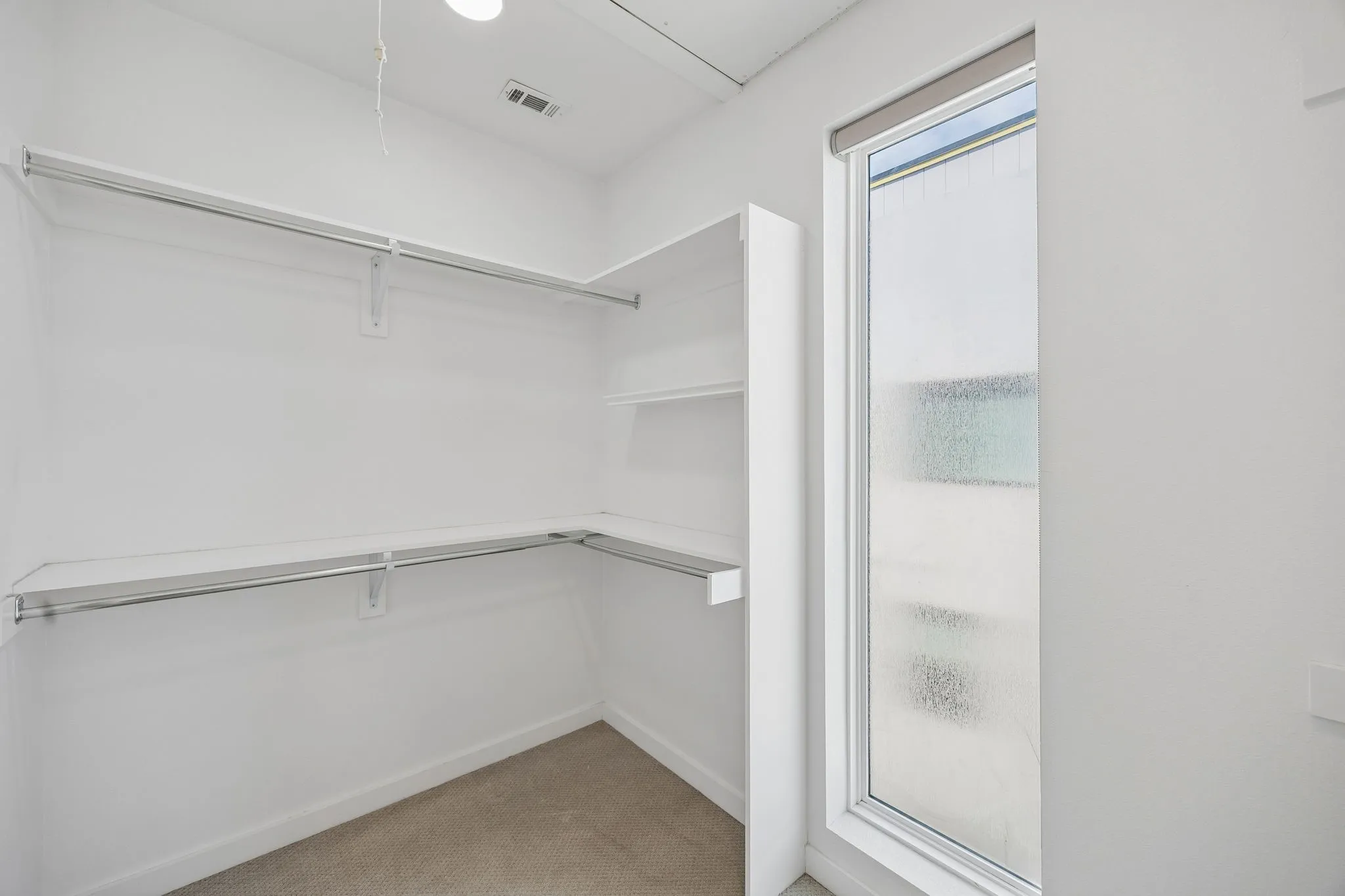 Condominium For Rent in Dallas County , 2630 Calvin Street 101, Dallas, Texas 75204, 2 Bedroom, 3 Bathroom, 2 Garage spaces, 1,817 Sqft, built in 2017, mls#21372349, Real Estate Agent in Dallas, Homes For Rent in Dallas county, Homes For Rent in Dallas, Realtor in Dallas Texas, Real Estate Brokerage Independent Realty Texas, Luminita Cordes Realtor