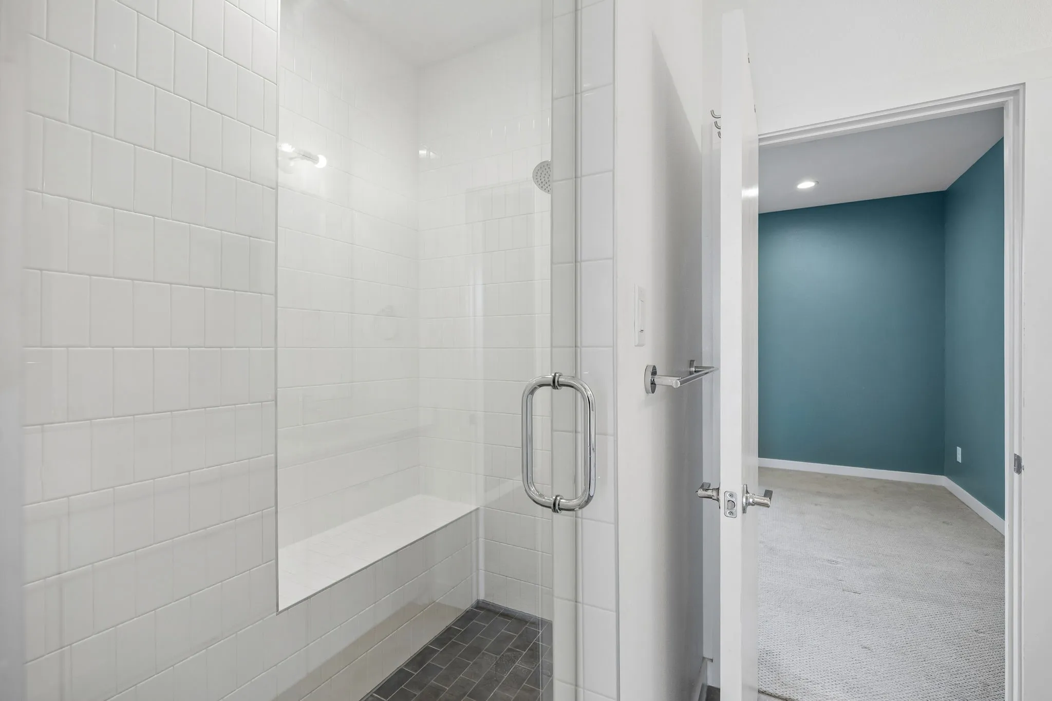 Condominium For Rent in Dallas County , 2630 Calvin Street 101, Dallas, Texas 75204, 2 Bedroom, 3 Bathroom, 2 Garage spaces, 1,817 Sqft, built in 2017, mls#21372349, Real Estate Agent in Dallas, Homes For Rent in Dallas county, Homes For Rent in Dallas, Realtor in Dallas Texas, Real Estate Brokerage Independent Realty Texas, Luminita Cordes Realtor