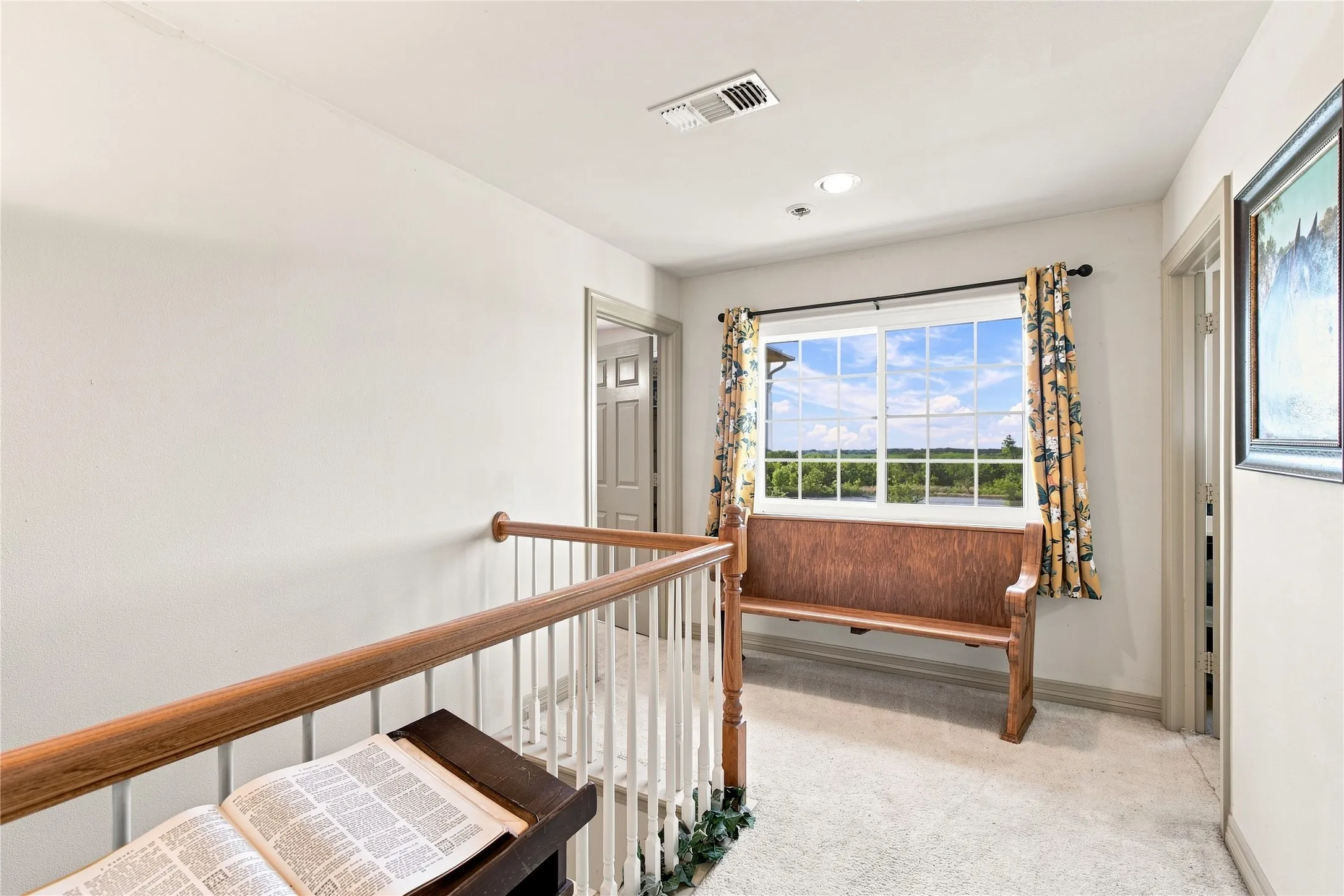 Single Family Residence For Sale in Hunt County , 4905 County Road 1134, Leonard, Texas 75452, 4 Bedroom, 4 Bathroom, 2 Garage spaces, 3,660 Sqft, built in 2002, mls#21375643, Real Estate Agent in Leonard, Homes For Sale in Hunt county, Homes For Sale in Leonard, Realtor in Leonard Texas, Real Estate Brokerage Independent Realty Texas, Luminita Cordes Realtor