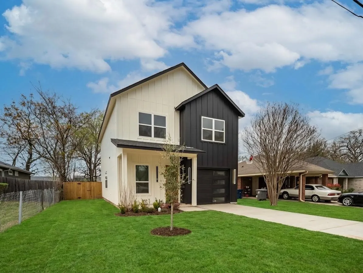 Single Family Residence For Sale in Dallas County , 4715 Nome Street, Dallas, Texas 75216, 3 Bedroom, 3 Bathroom, 1 Garage spaces, 1,632 Sqft, built in 2026, mls#21372626, Real Estate Agent in Dallas, Homes For Sale in Dallas county, Homes For Sale in Dallas, Realtor in Dallas Texas, Real Estate Brokerage Independent Realty Texas, Luminita Cordes Realtor