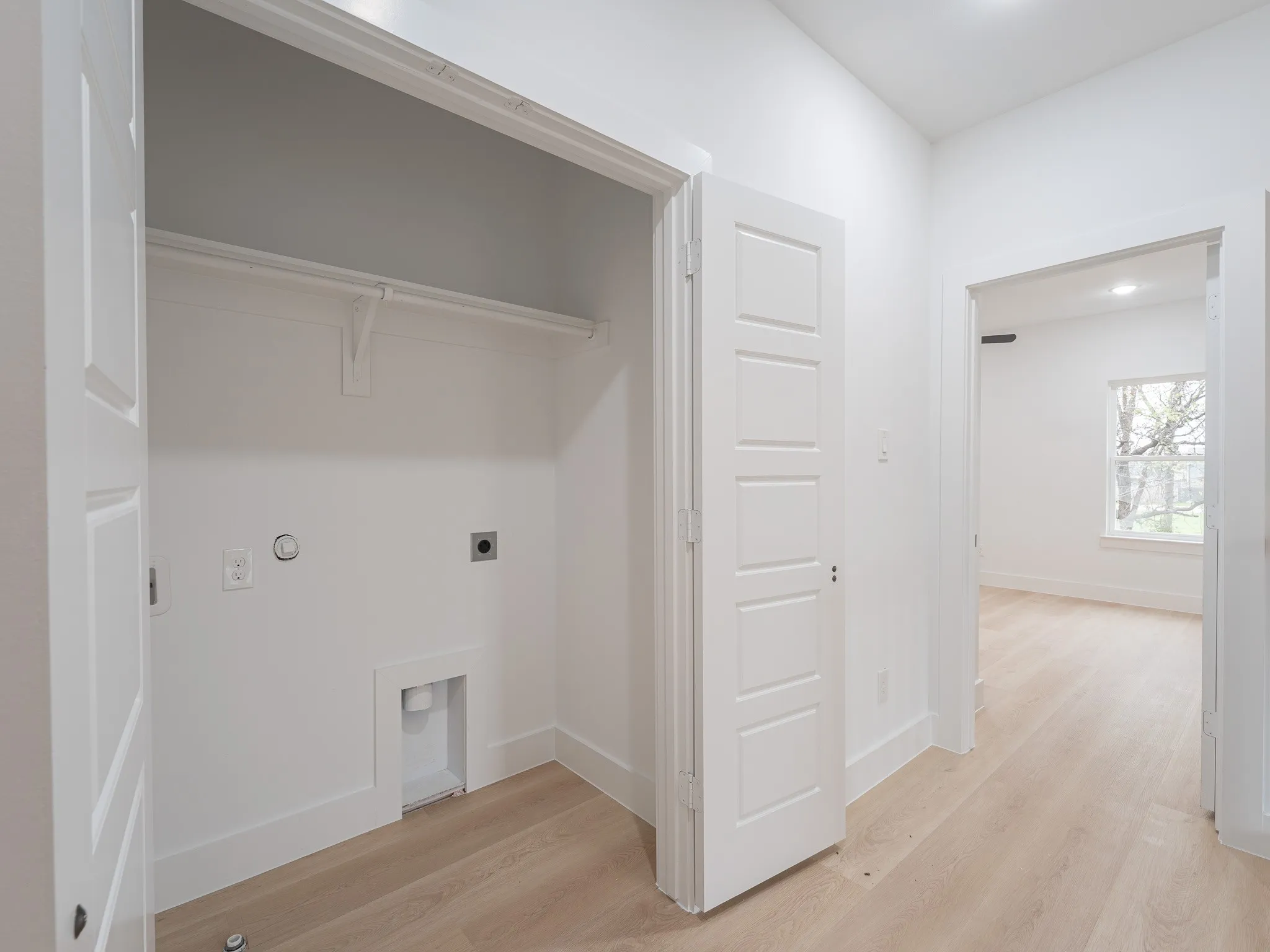 Single Family Residence For Sale in Dallas County , 4715 Nome Street, Dallas, Texas 75216, 3 Bedroom, 3 Bathroom, 1 Garage spaces, 1,632 Sqft, built in 2026, mls#21372626, Real Estate Agent in Dallas, Homes For Sale in Dallas county, Homes For Sale in Dallas, Realtor in Dallas Texas, Real Estate Brokerage Independent Realty Texas, Luminita Cordes Realtor