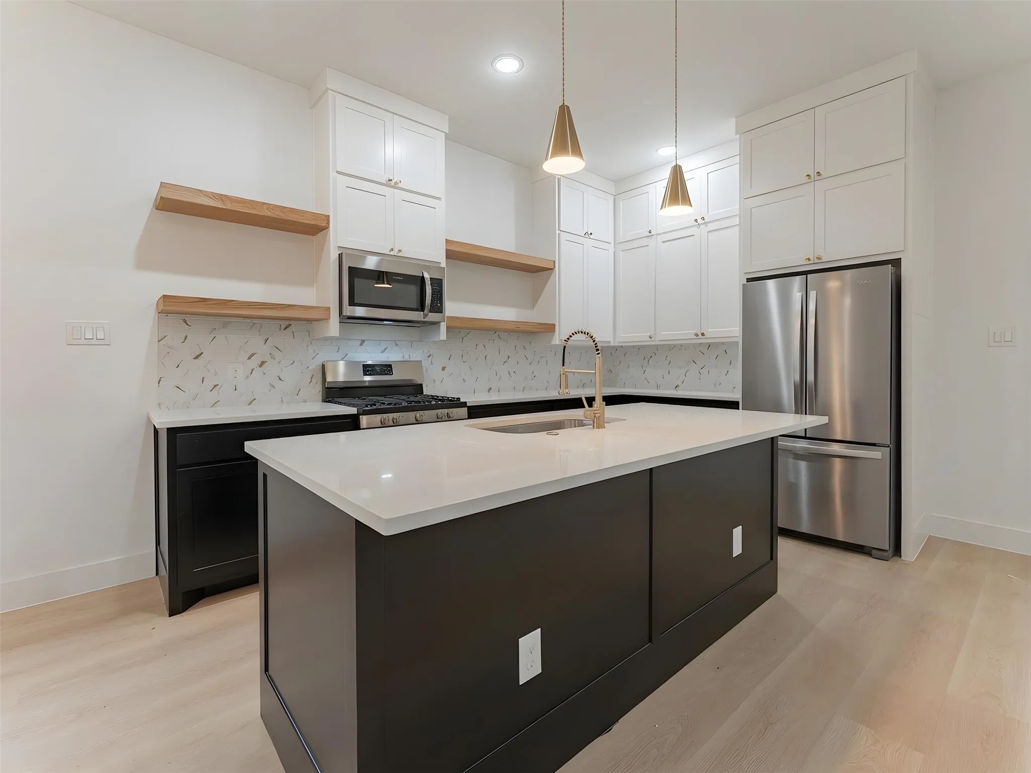 Single Family Residence For Sale in Dallas County , 4715 Nome Street, Dallas, Texas 75216, 3 Bedroom, 3 Bathroom, 1 Garage spaces, 1,632 Sqft, built in 2026, mls#21372626, Real Estate Agent in Dallas, Homes For Sale in Dallas county, Homes For Sale in Dallas, Realtor in Dallas Texas, Real Estate Brokerage Independent Realty Texas, Luminita Cordes Realtor