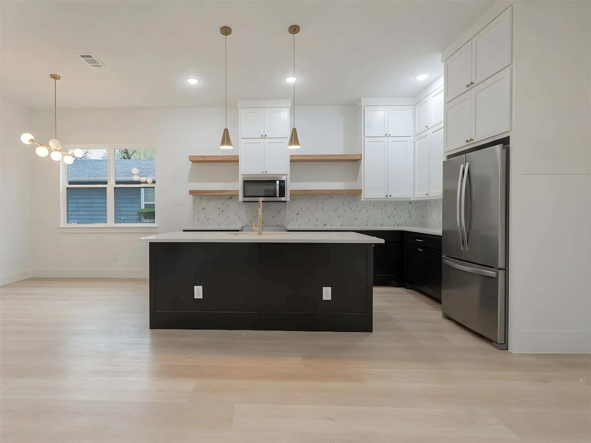 Single Family Residence For Sale in Dallas County , 4715 Nome Street, Dallas, Texas 75216, 3 Bedroom, 3 Bathroom, 1 Garage spaces, 1,632 Sqft, built in 2026, mls#21372626, Real Estate Agent in Dallas, Homes For Sale in Dallas county, Homes For Sale in Dallas, Realtor in Dallas Texas, Real Estate Brokerage Independent Realty Texas, Luminita Cordes Realtor