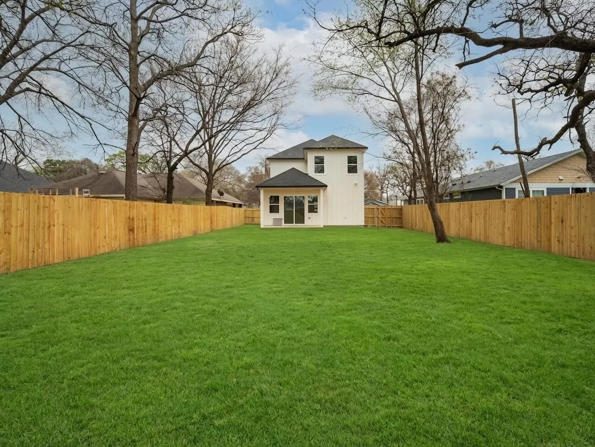 Single Family Residence For Sale in Dallas County , 4715 Nome Street, Dallas, Texas 75216, 3 Bedroom, 3 Bathroom, 1 Garage spaces, 1,632 Sqft, built in 2026, mls#21372626, Real Estate Agent in Dallas, Homes For Sale in Dallas county, Homes For Sale in Dallas, Realtor in Dallas Texas, Real Estate Brokerage Independent Realty Texas, Luminita Cordes Realtor