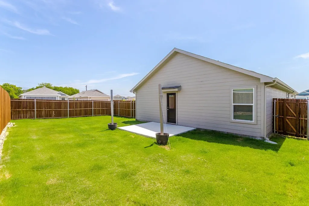 Single Family Residence For Sale in Kaufman County , 1912 Wild Orchard Lane, Crandall, Texas 75114, 3 Bedroom, 2 Bathroom, 2 Garage spaces, 1,363 Sqft, built in 2024, mls#21374991, Real Estate Agent in Crandall, Homes For Sale in Kaufman county, Homes For Sale in Crandall, Realtor in Crandall Texas, Real Estate Brokerage Independent Realty Texas, Luminita Cordes Realtor